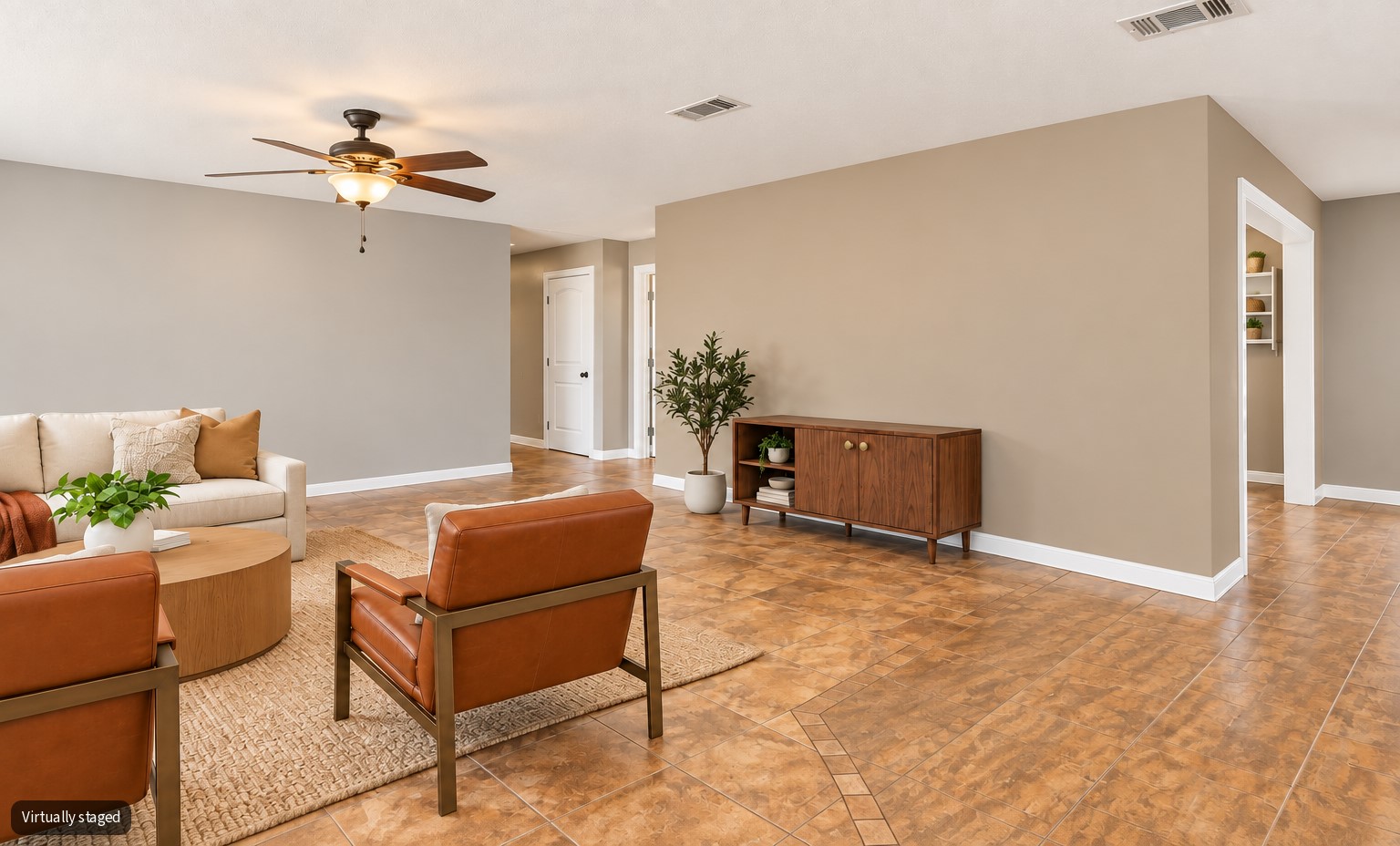15811 Wandering Trail Property Photo 18