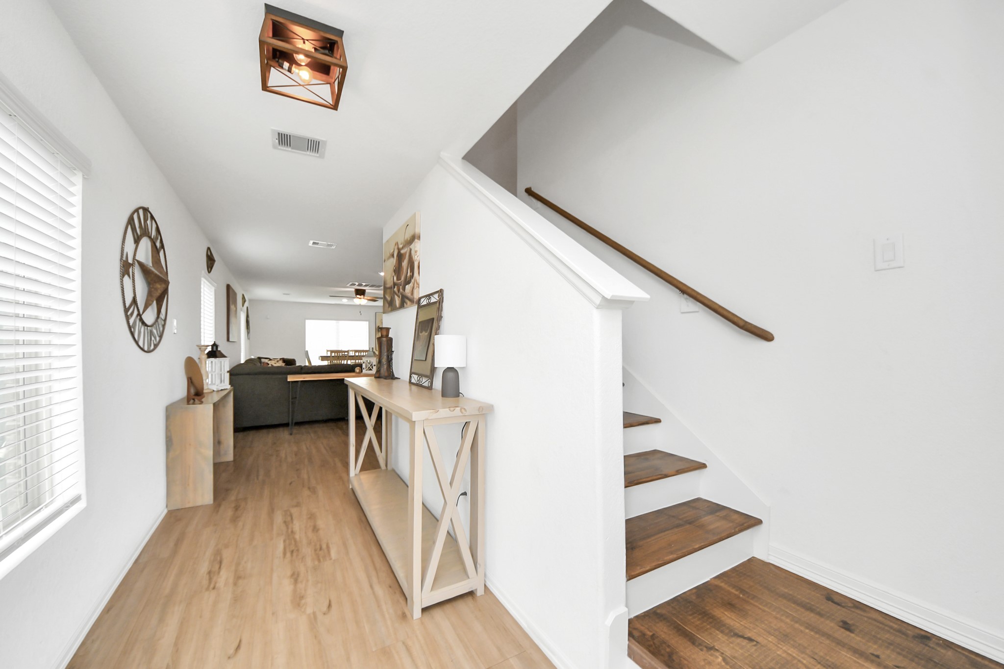 26915 Wilderye Cove Ln Property Photo 2