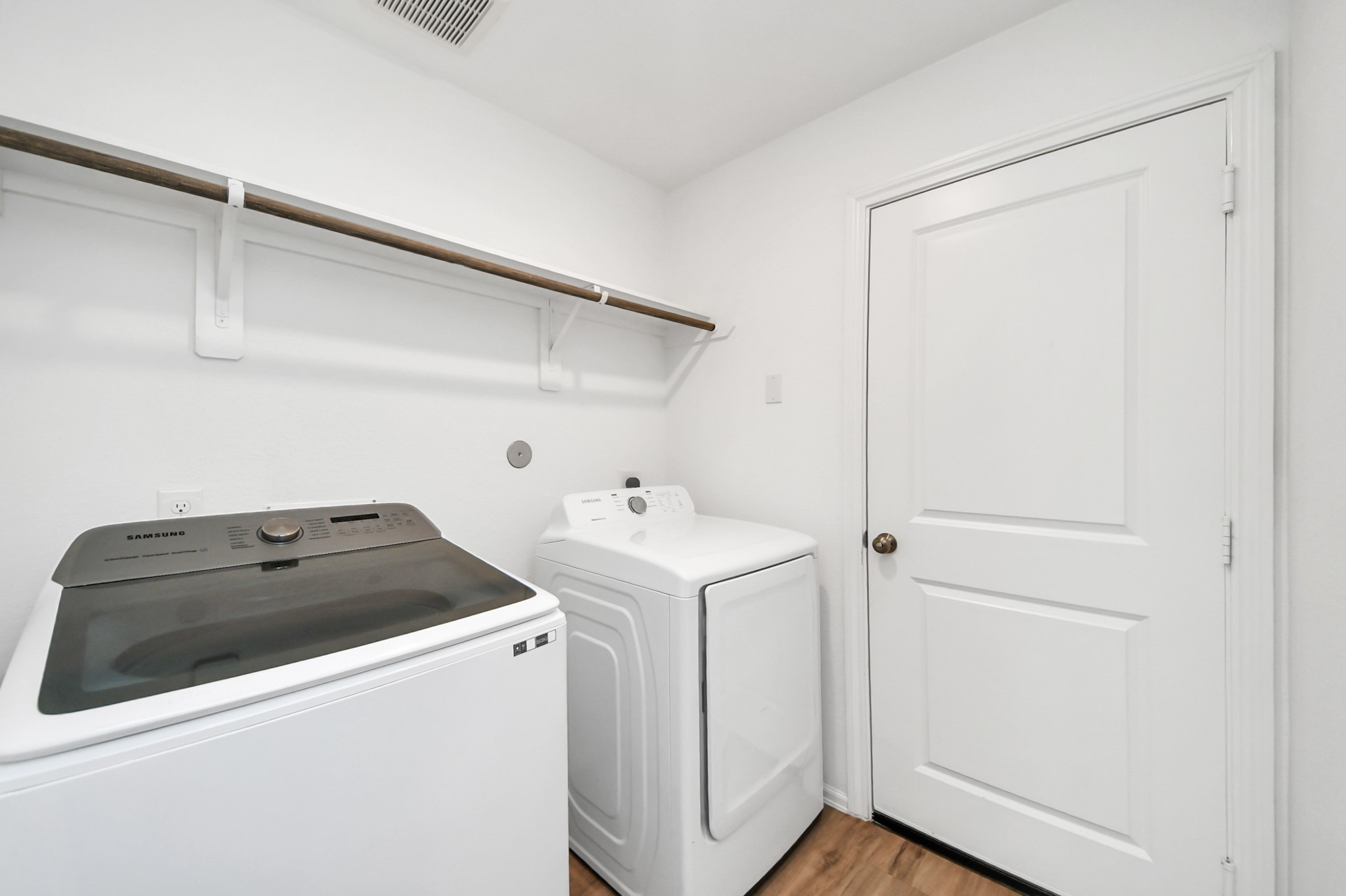 26915 Wilderye Cove Ln Property Photo 12