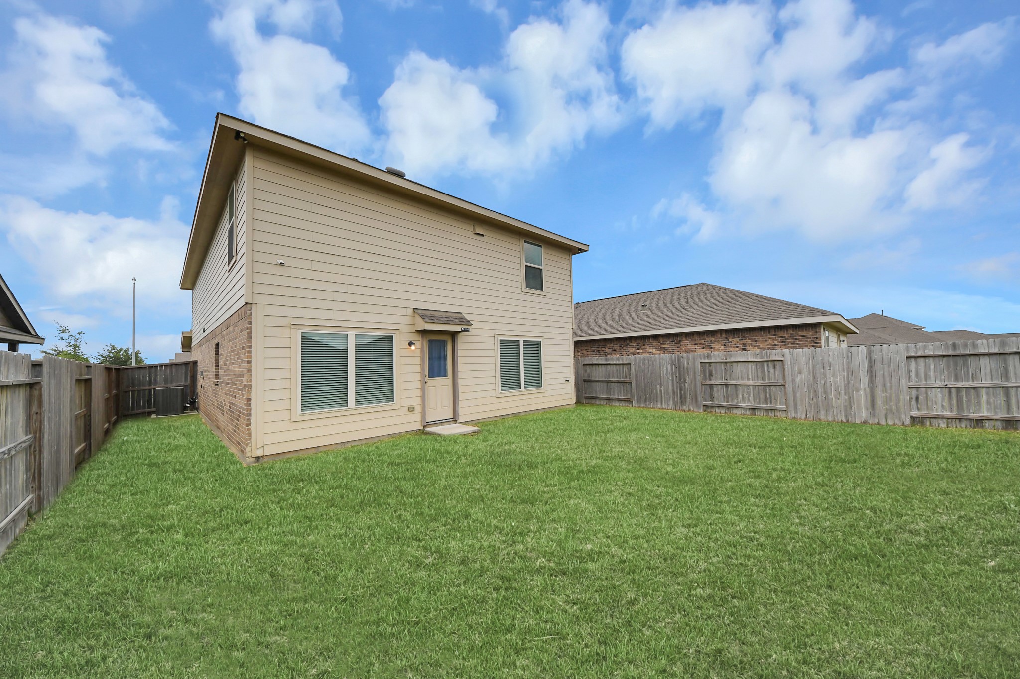 26915 Wilderye Cove Ln Property Photo 28