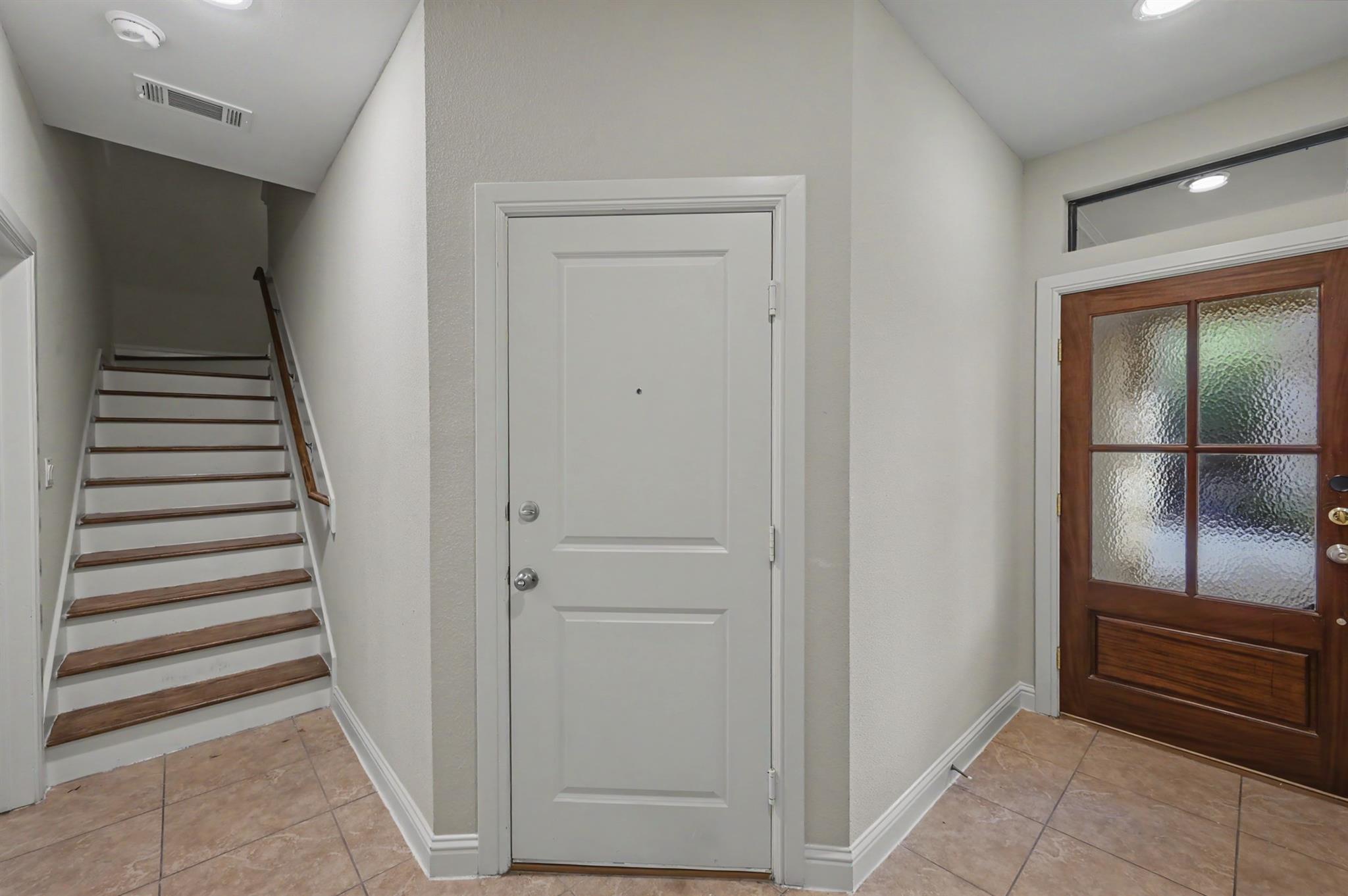 5213 Eigel Street B Property Photo 6