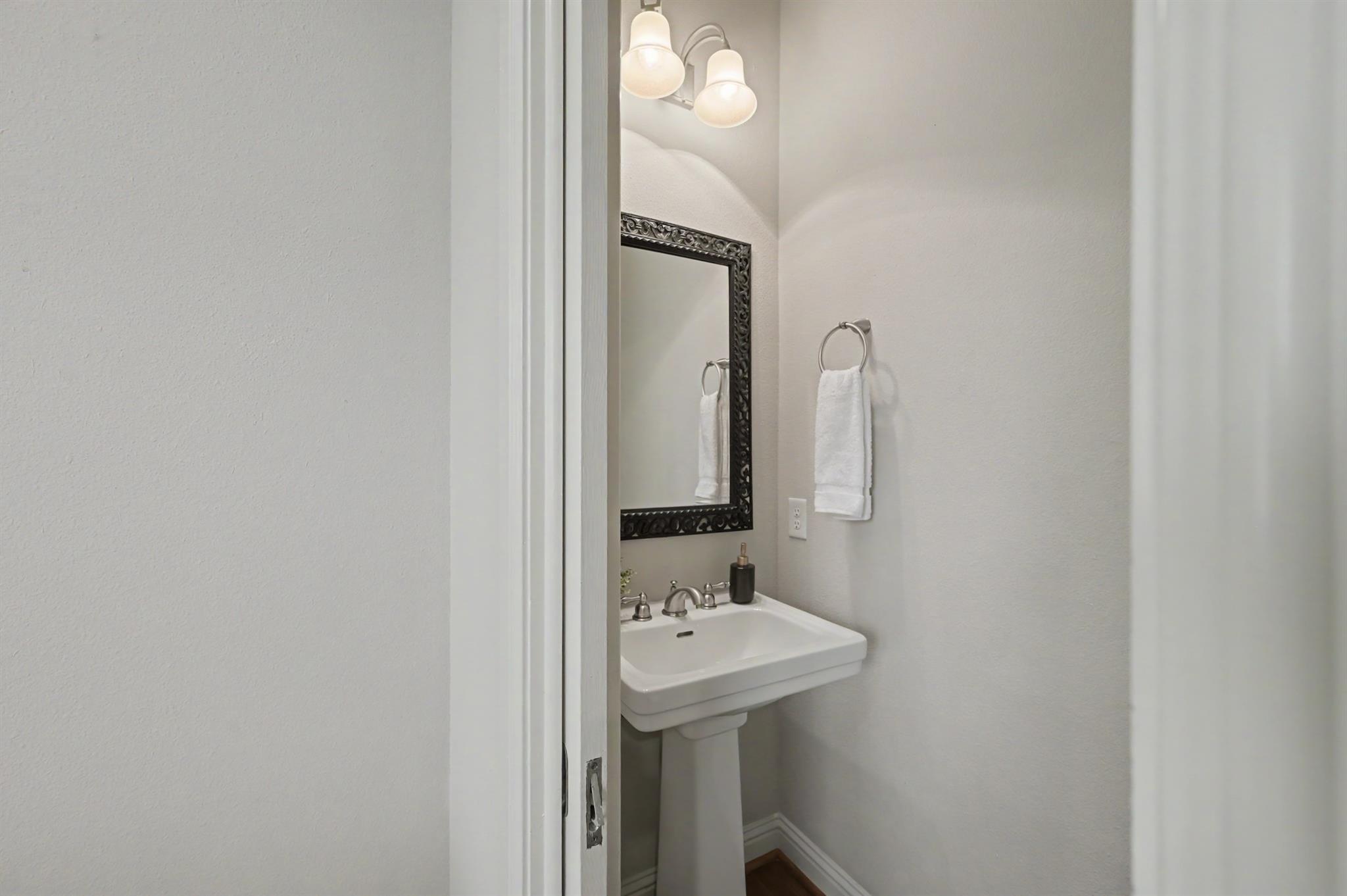 5213 Eigel Street B Property Photo 12