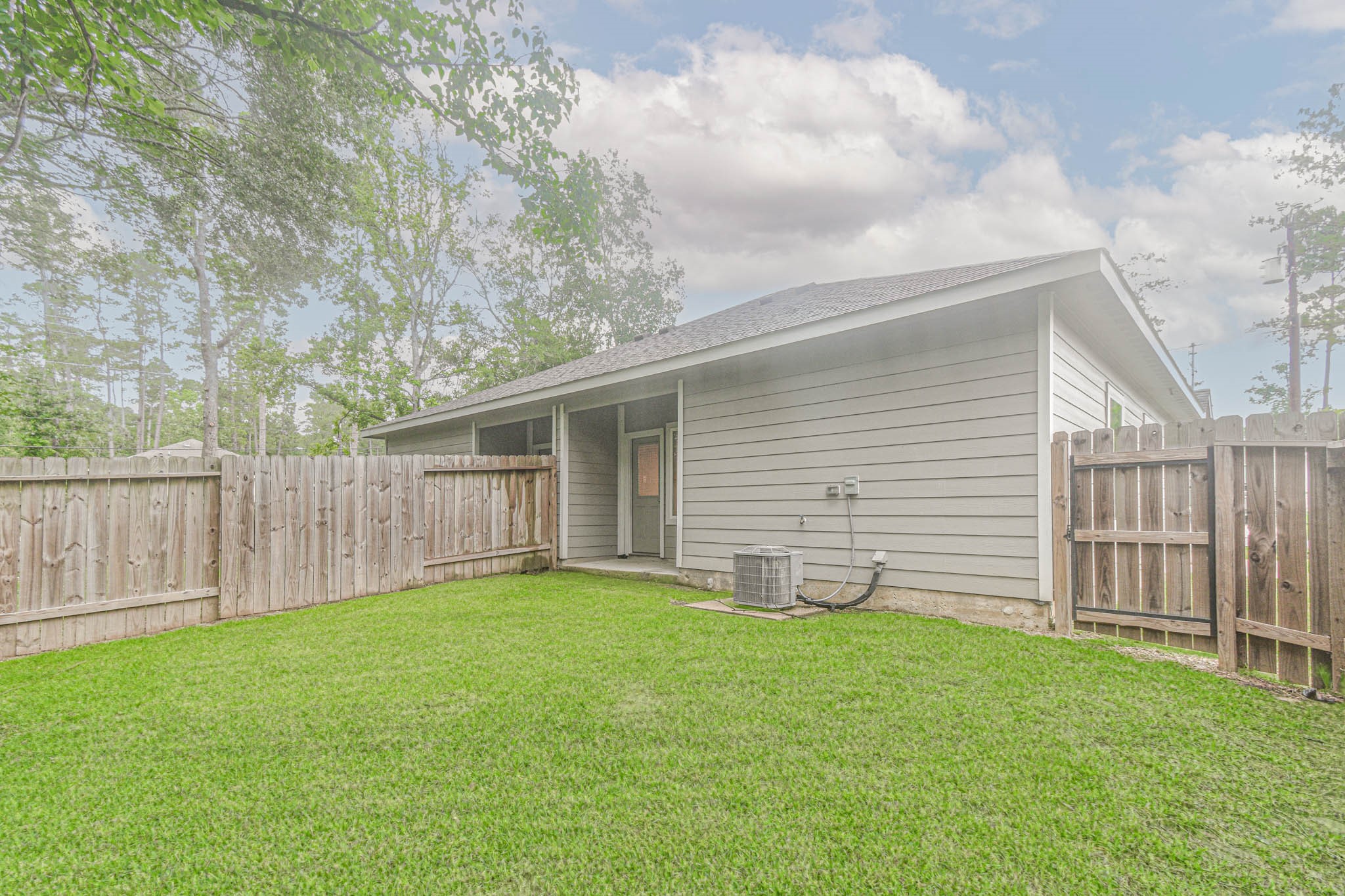 15633 Sycamore Dr Property Photo 23
