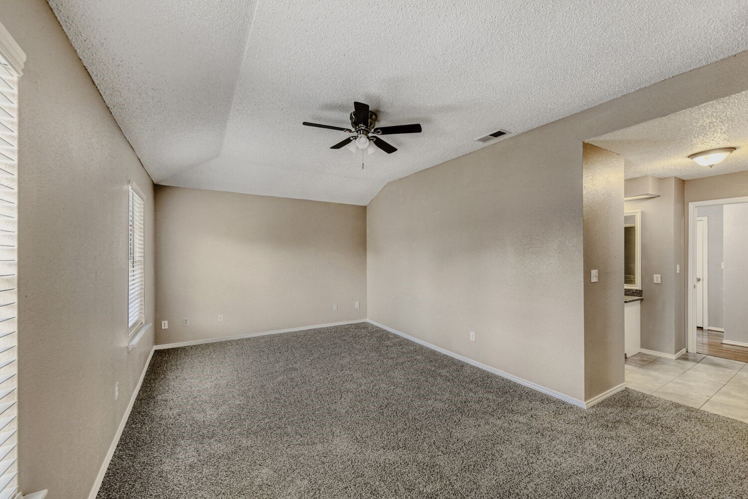 9727 Orangevale Drive Property Photo 11