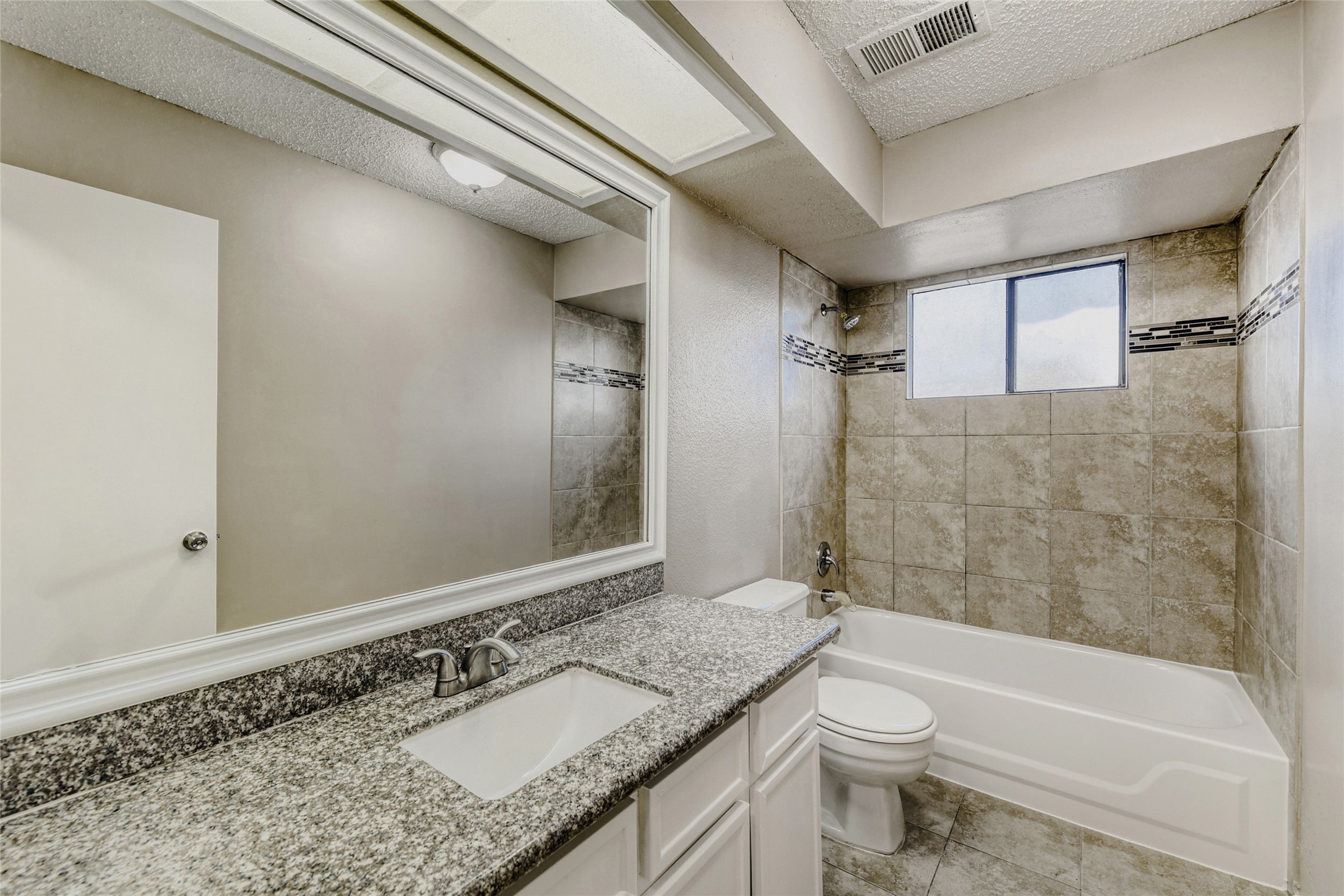 9727 Orangevale Drive Property Photo 12