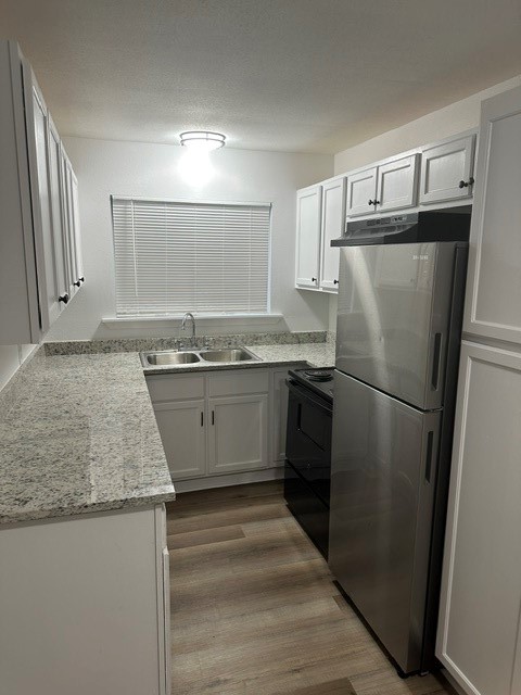 8822 Ilona Lane 5 Property Photo 3