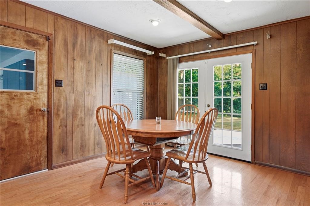1907 Langford Street Property Photo 7
