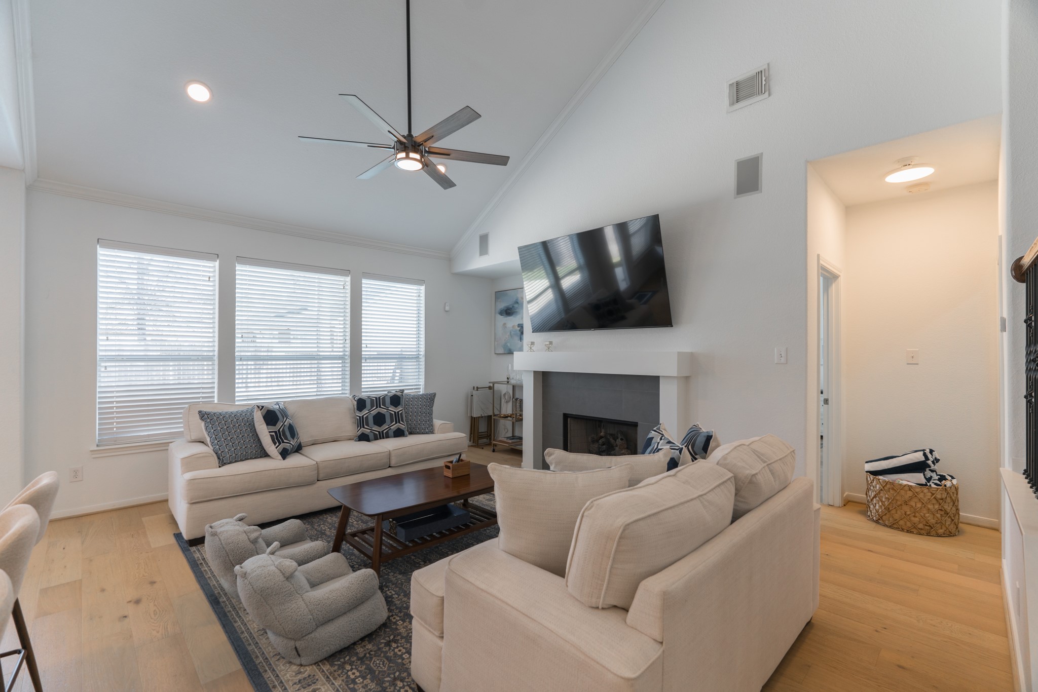 135 S Rocky Point Circle Property Photo 14