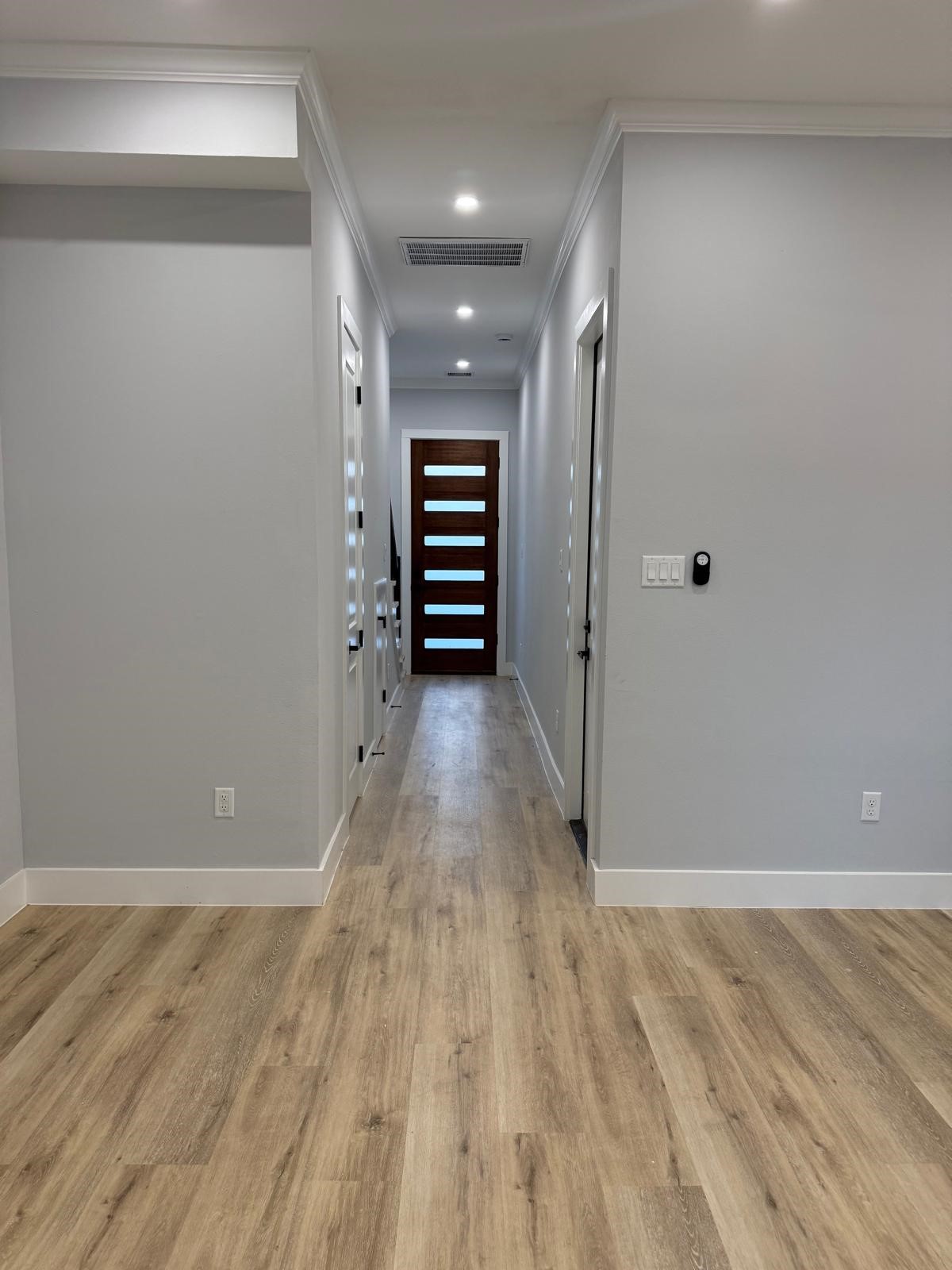 6844 Del Rio Street Property Photo 7