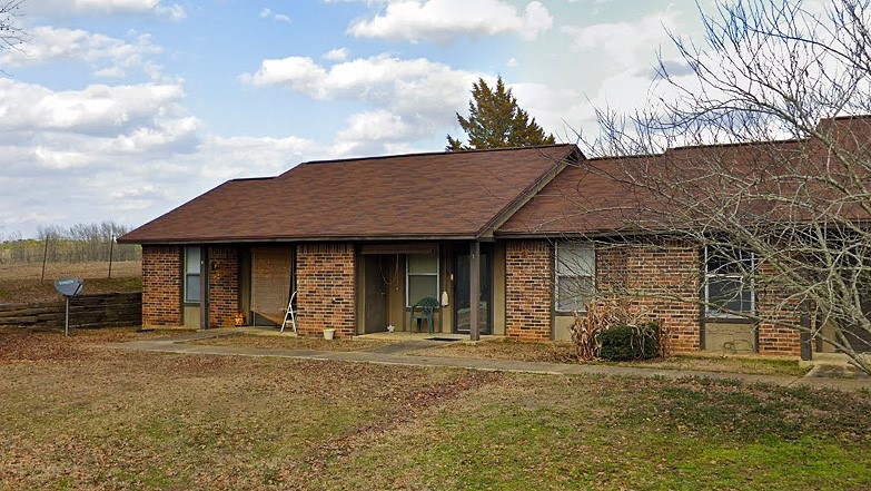 344 Red Bud Lane Property Photo 2
