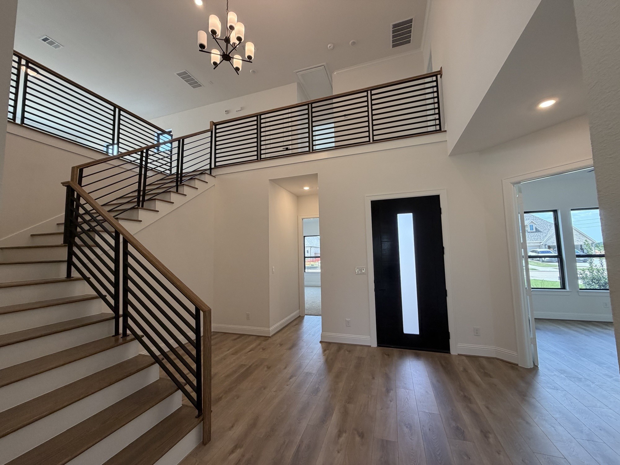 5206 Deer Valley Court Property Photo 2