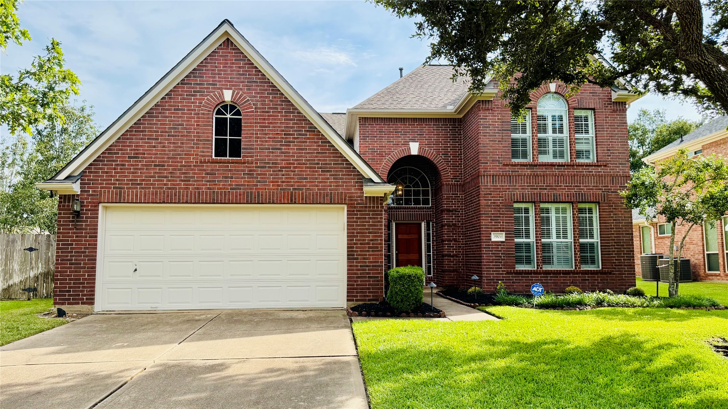 3906 Southsand Drive Property Photo 1
