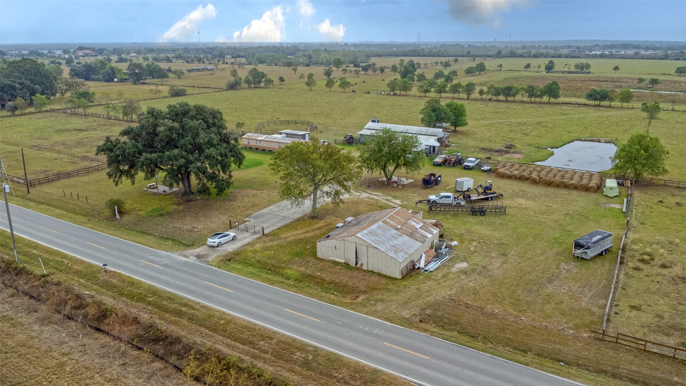 26539 Beckendorff Road Property Photo 2