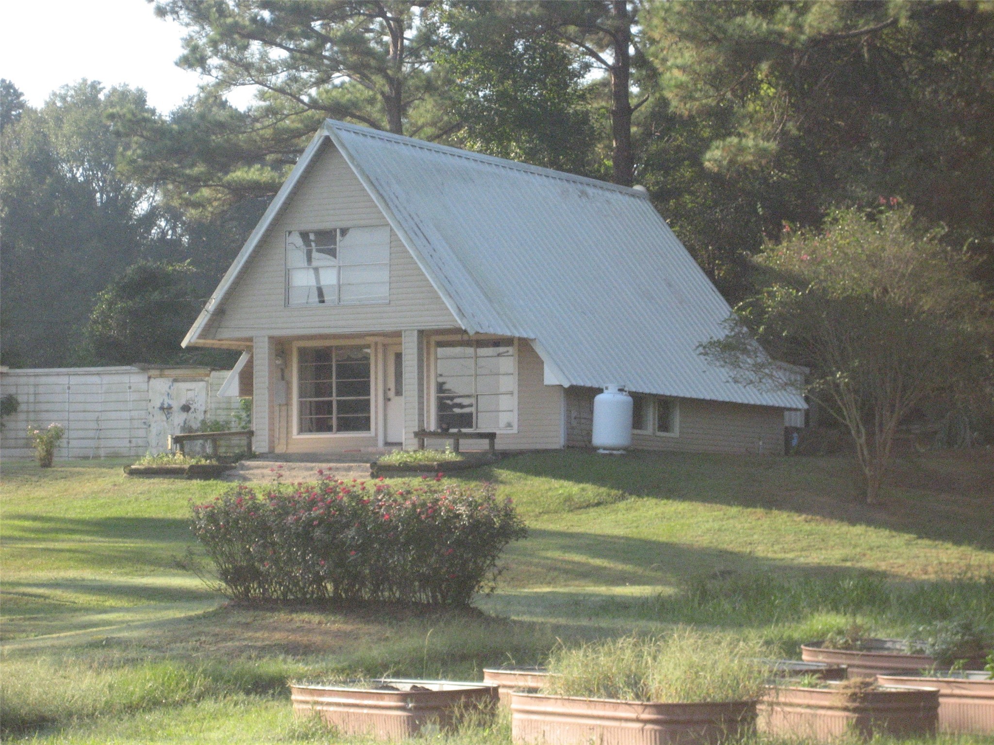 112 Hilltop Drive Property Photo 1