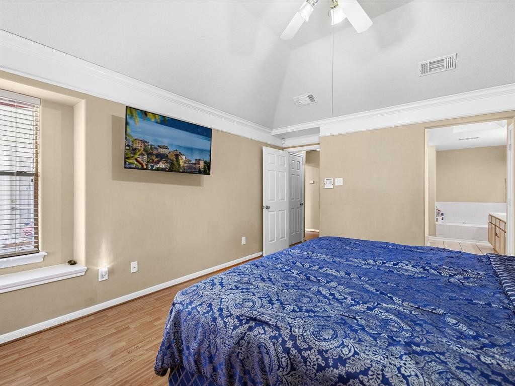 3807 Addicks Clodine Road Property Photo 10