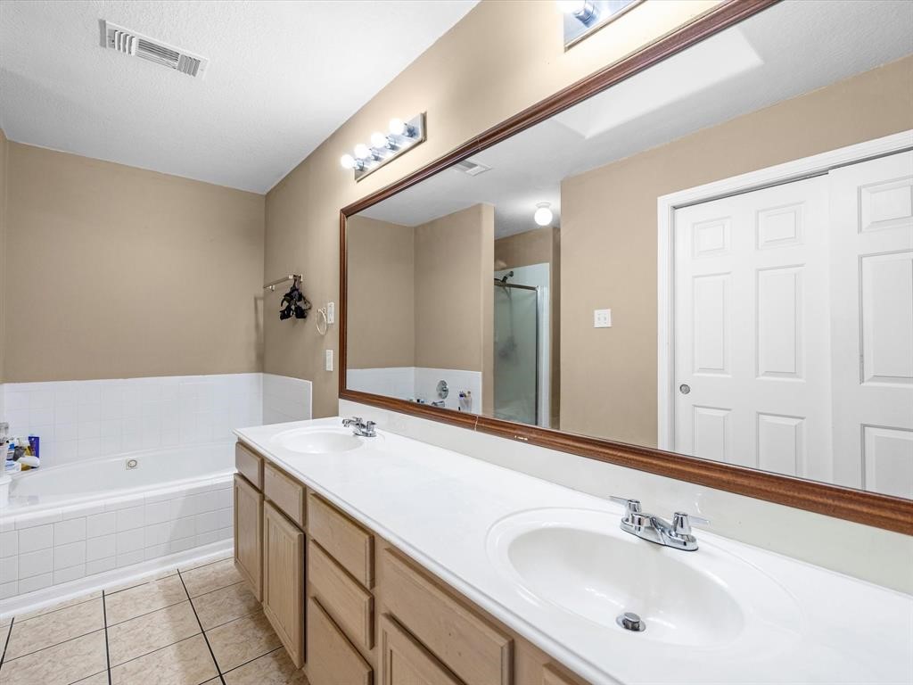 3807 Addicks Clodine Road Property Photo 11