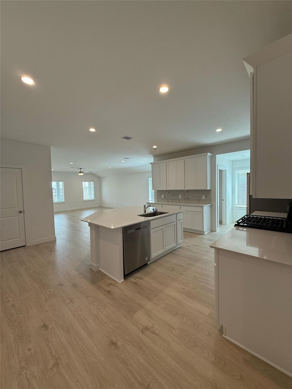 30703 Skye Villa Lane Property Photo 17