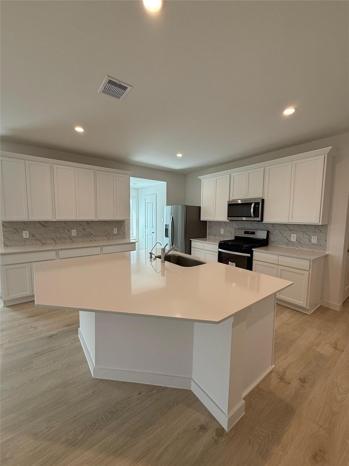 30703 Skye Villa Lane Property Photo 19