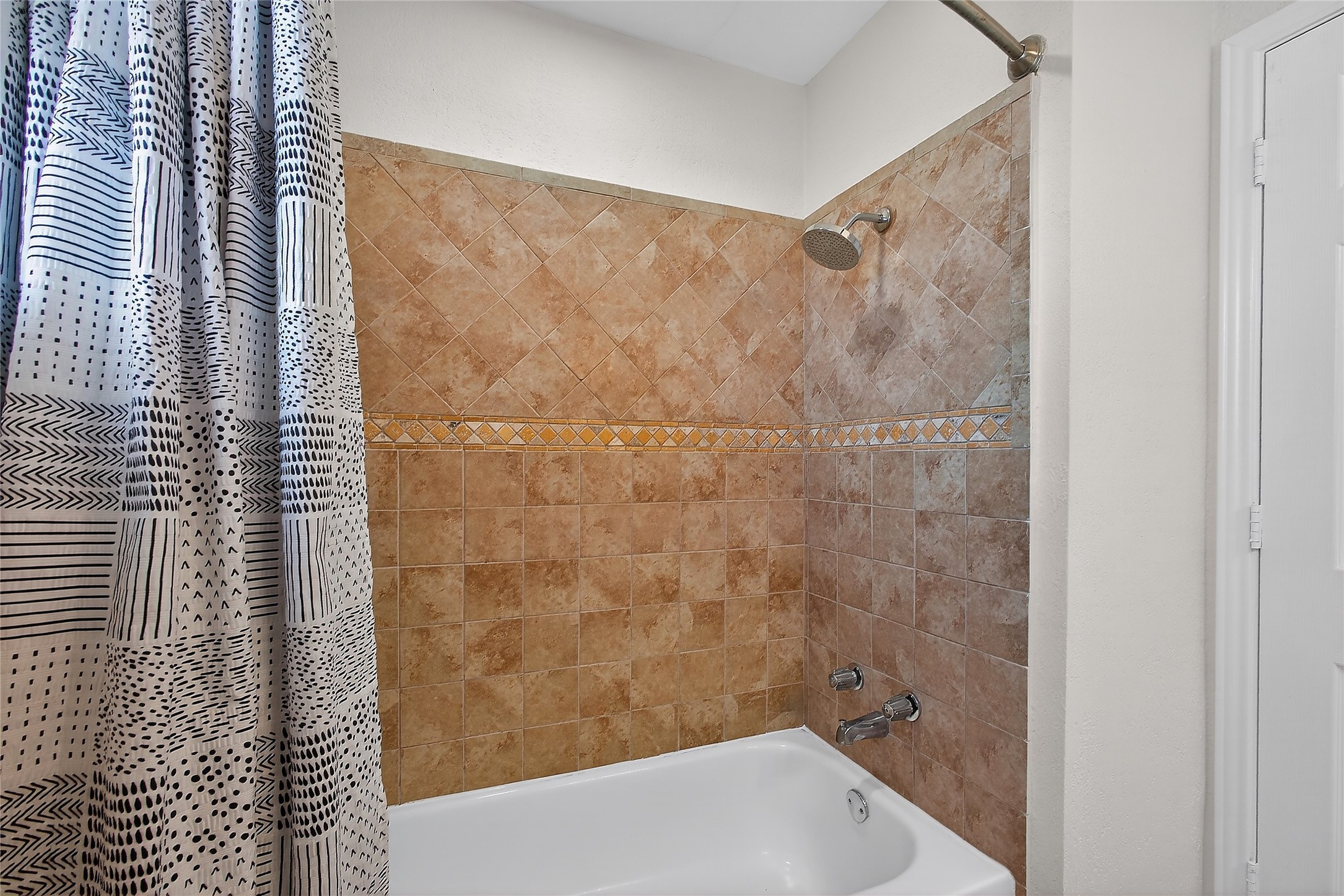 1221 Cedar Post Lane 1b Property Photo 15