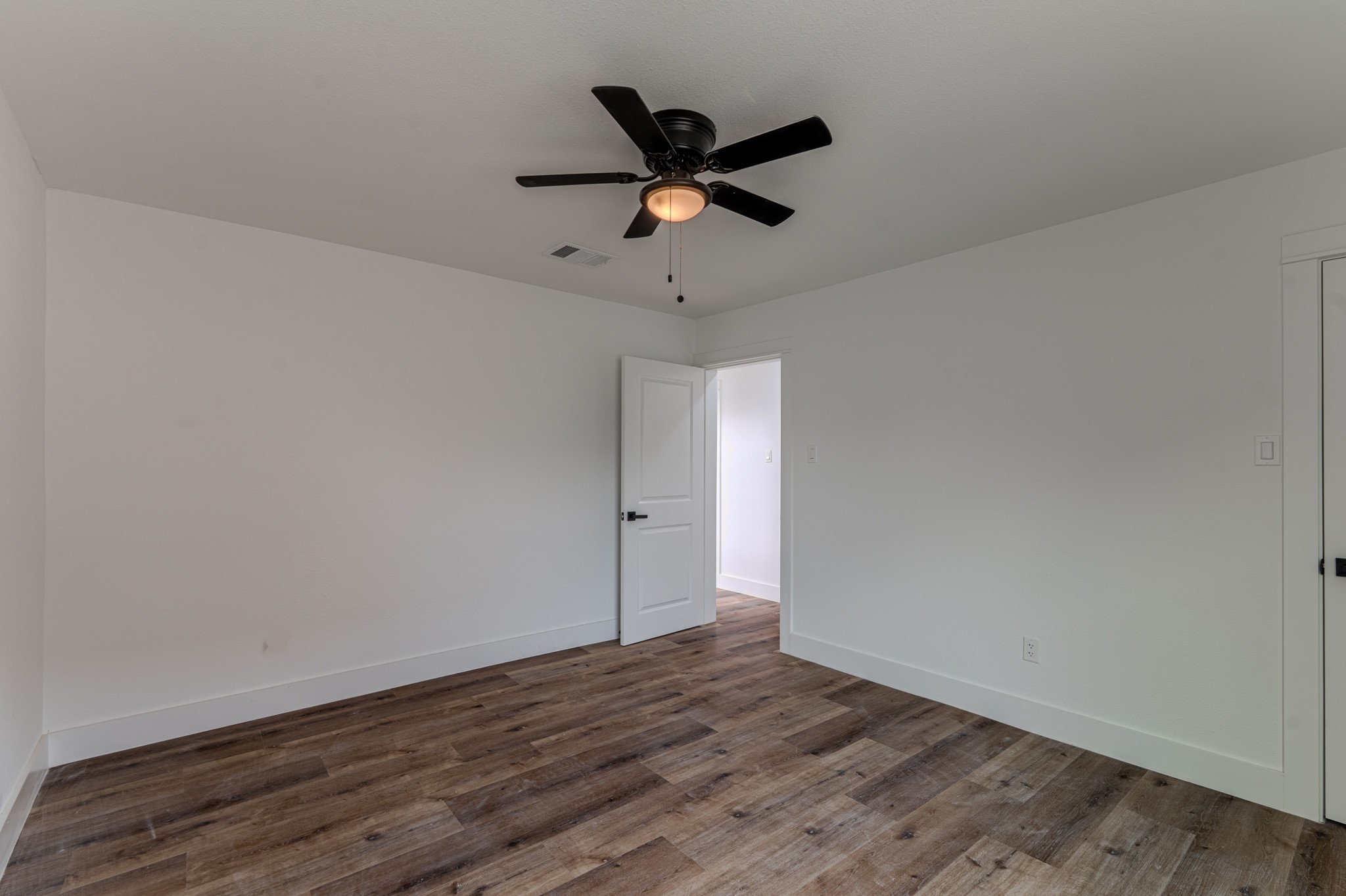14323 Briarhills Parkway Property Photo 40