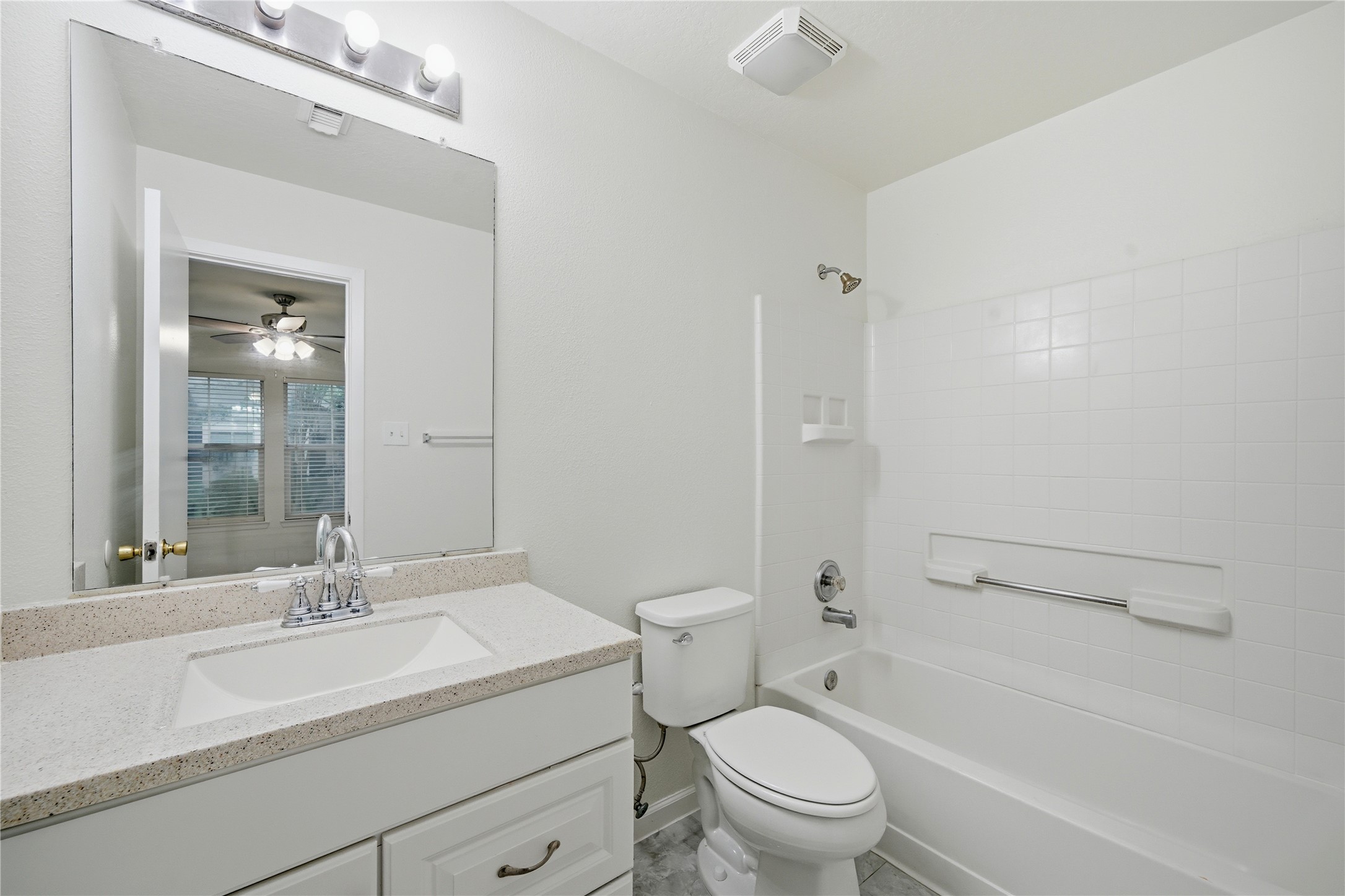 26872 Wellington Court Property Photo 9