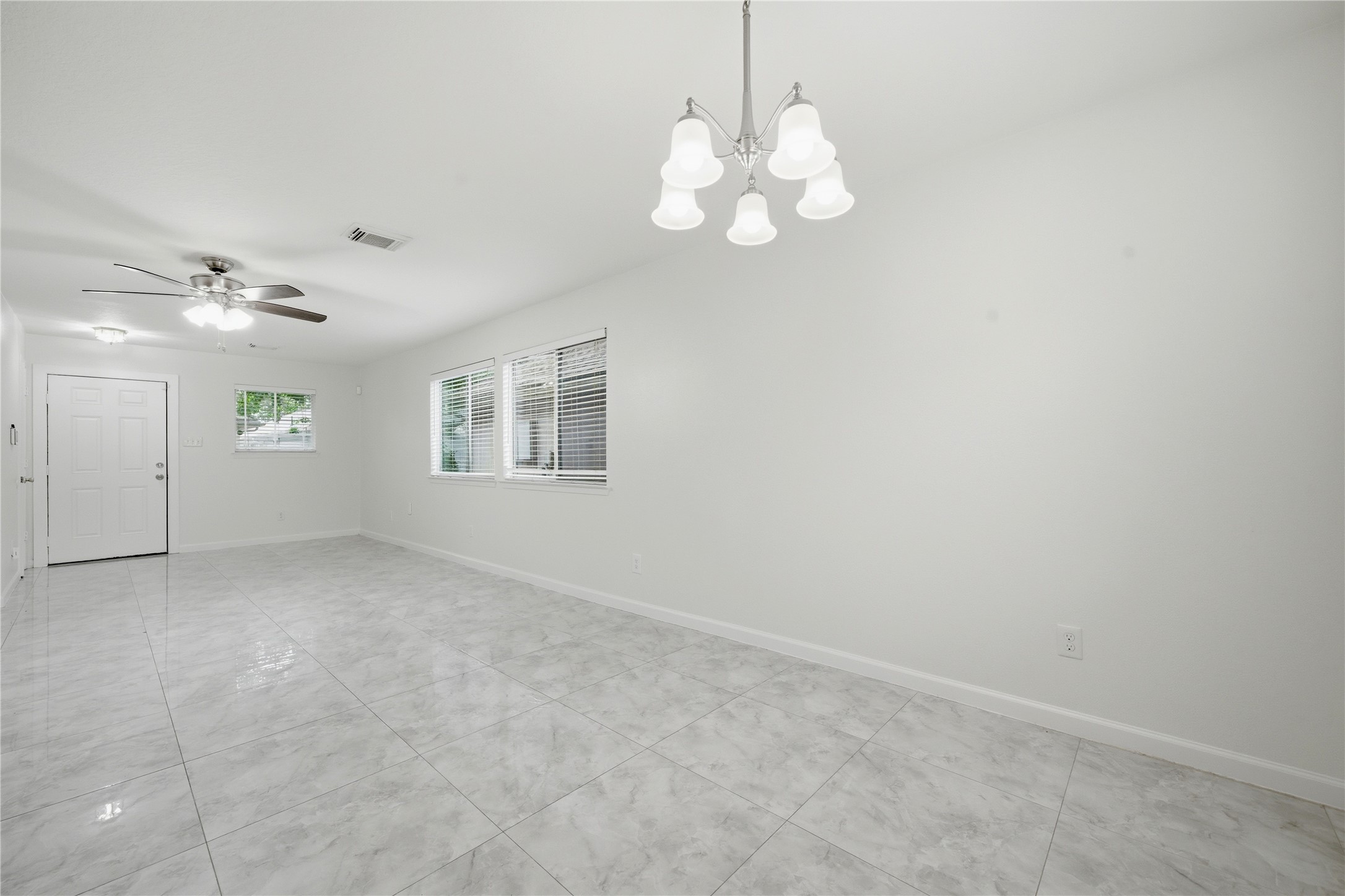26872 Wellington Court Property Photo 10