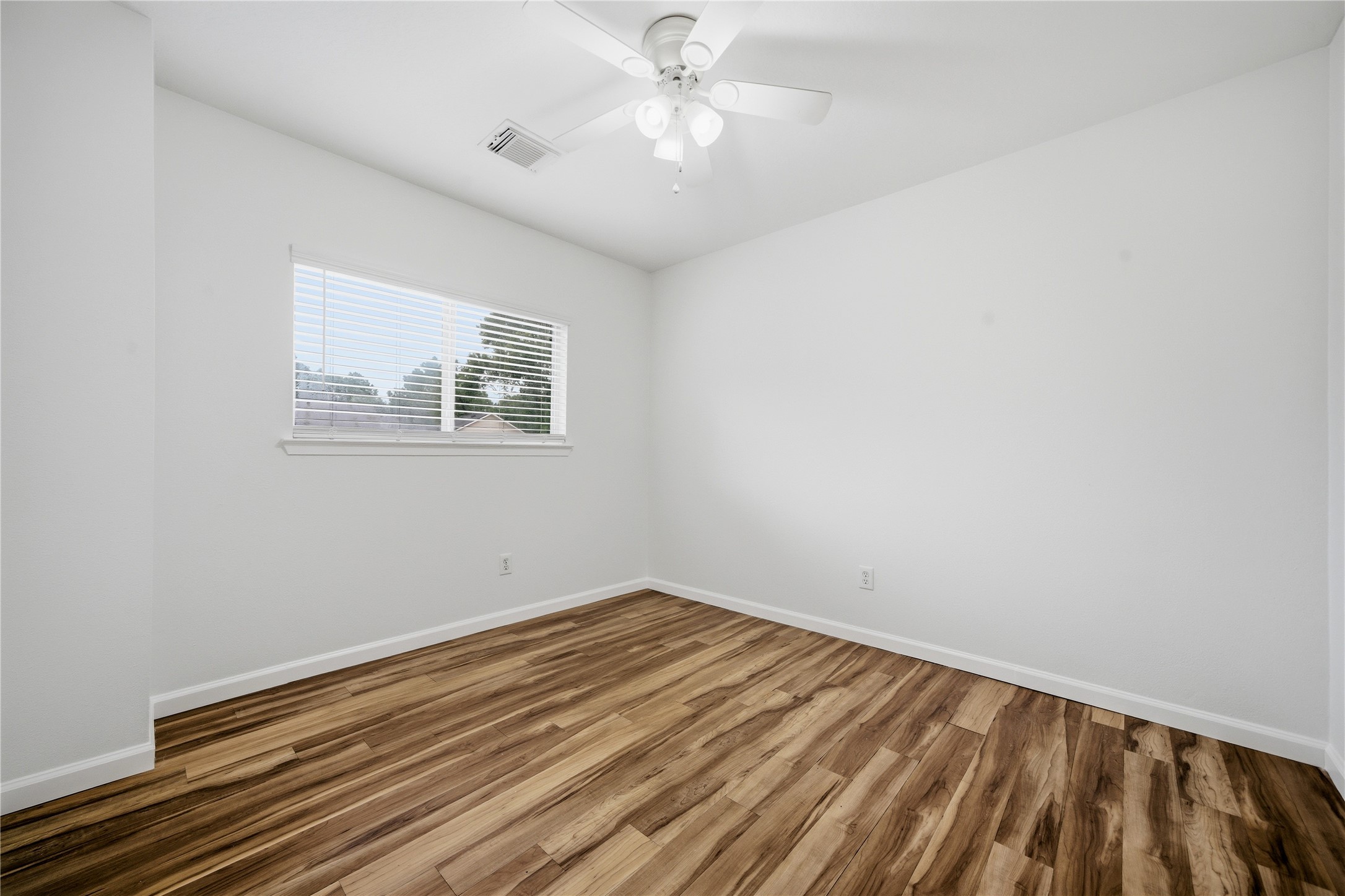 26872 Wellington Court Property Photo 27