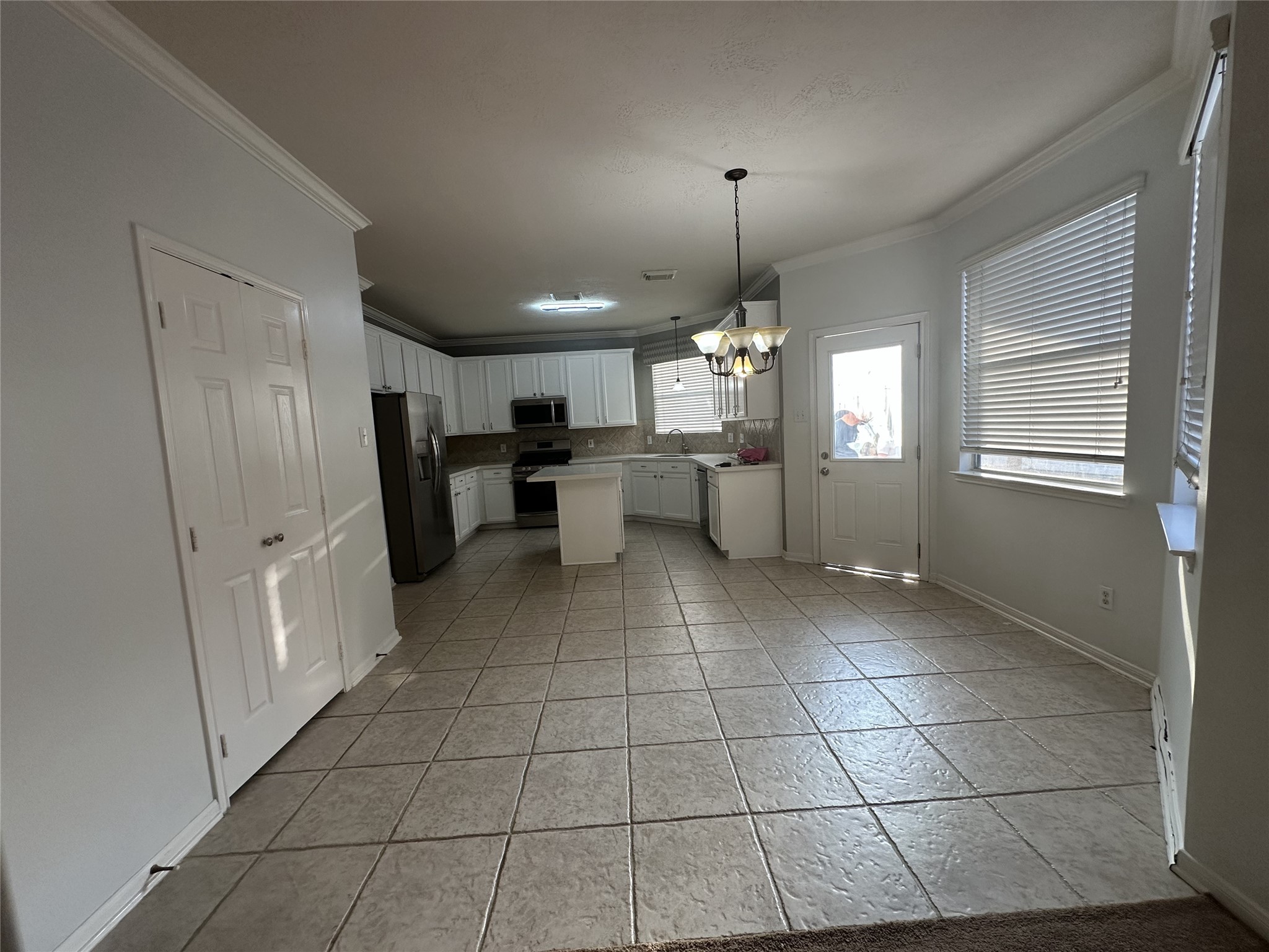23806 Allingham Ln Property Photo 19