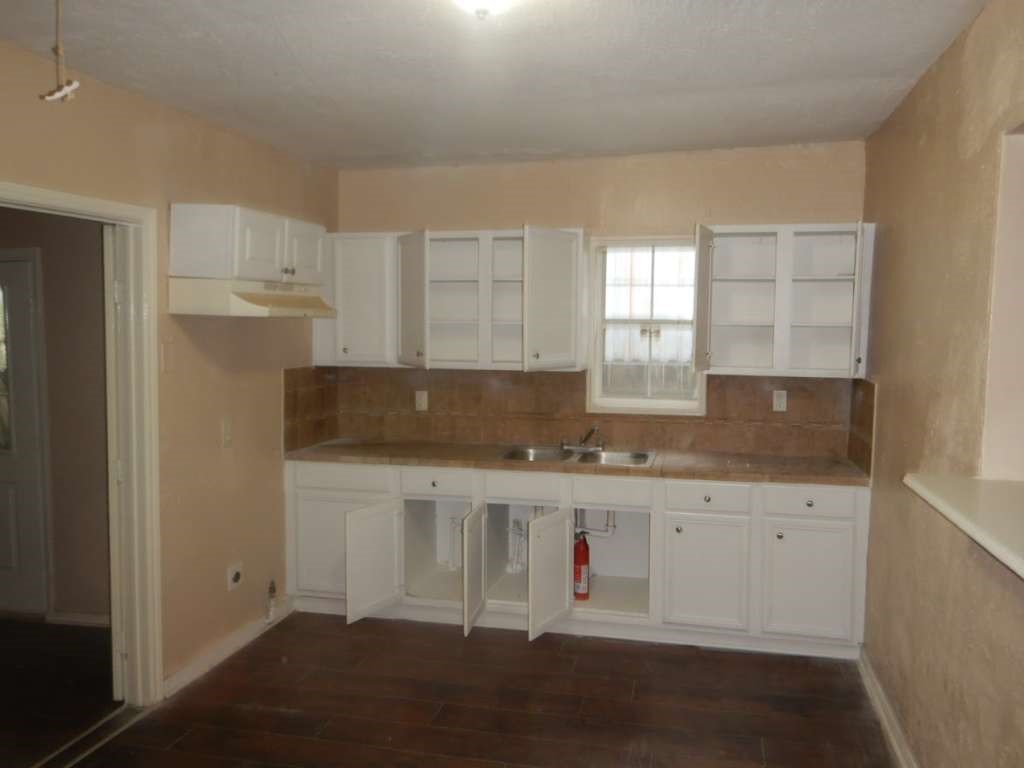 6405 Conley Street Property Photo 6
