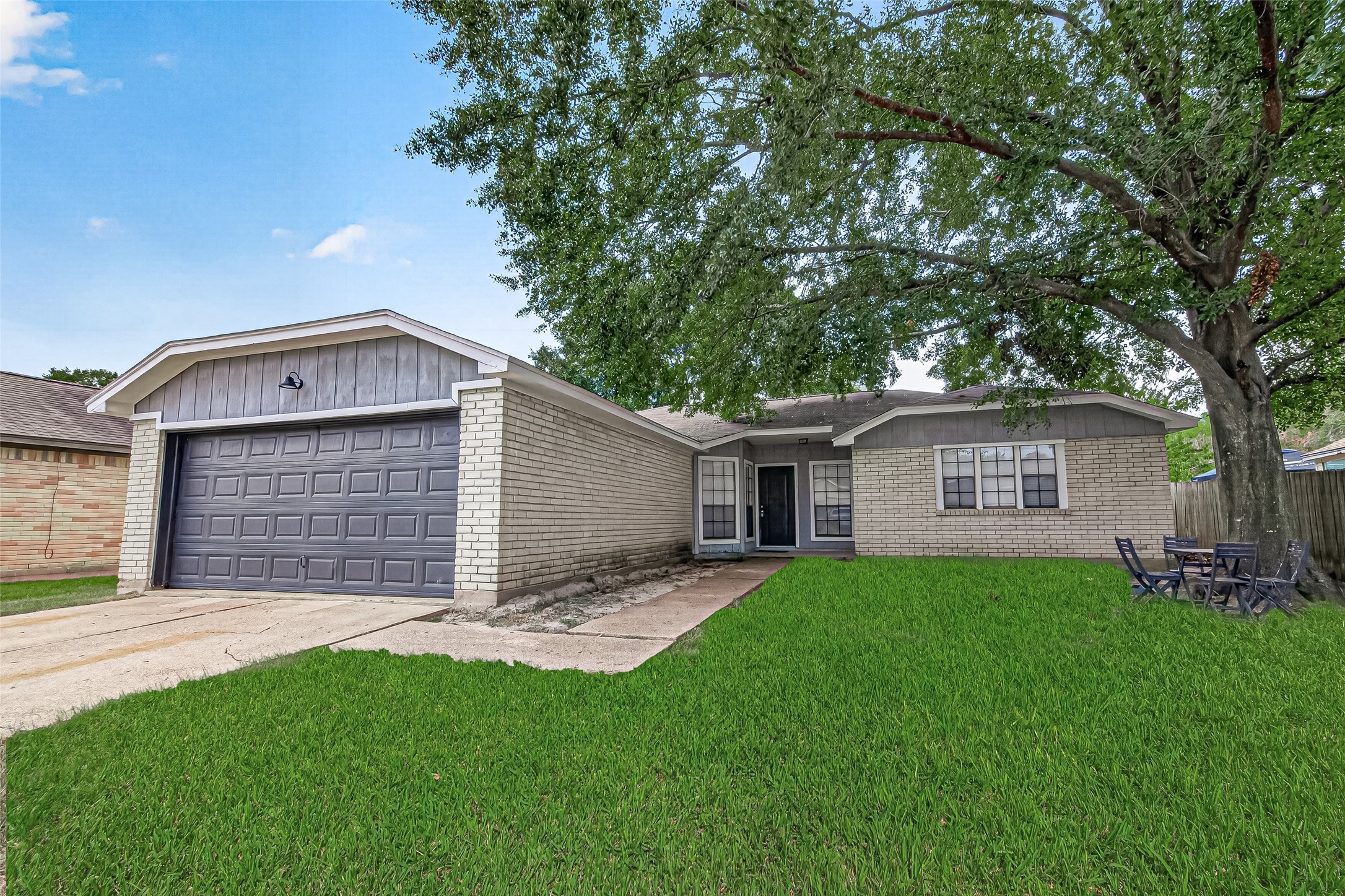 16838 Markridge Drive Property Photo 1