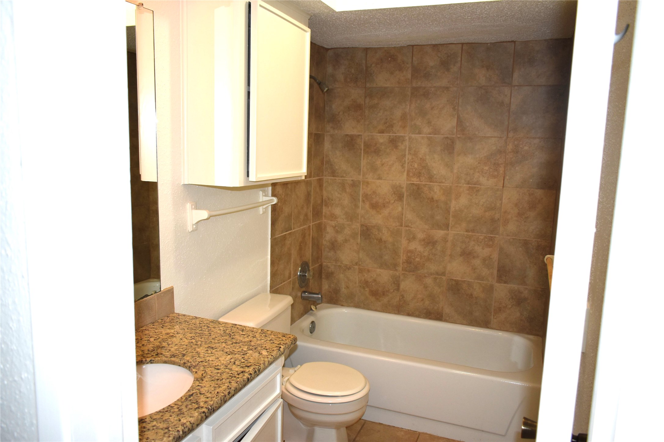 16838 Markridge Drive Property Photo 12