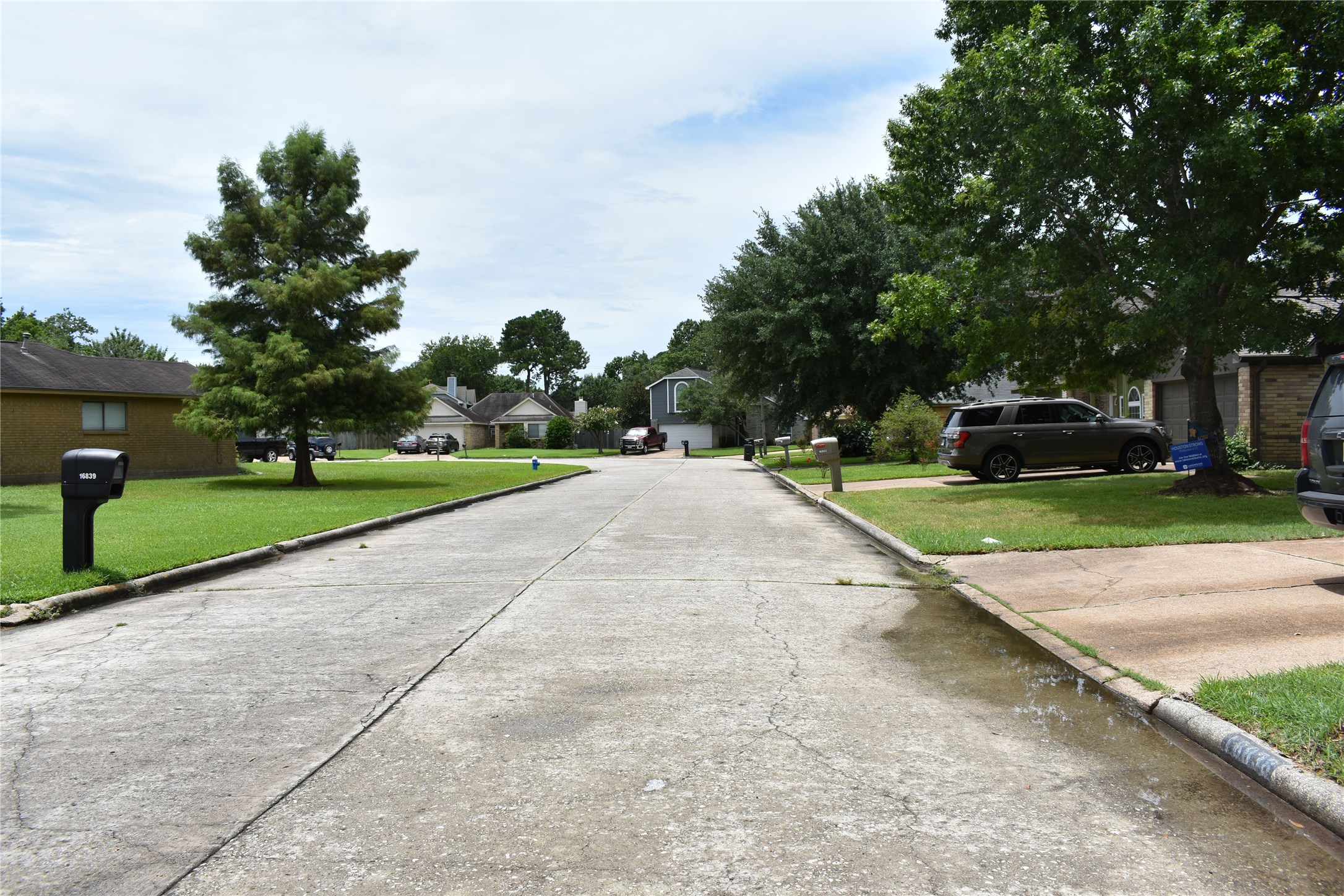 16838 Markridge Drive Property Photo 14