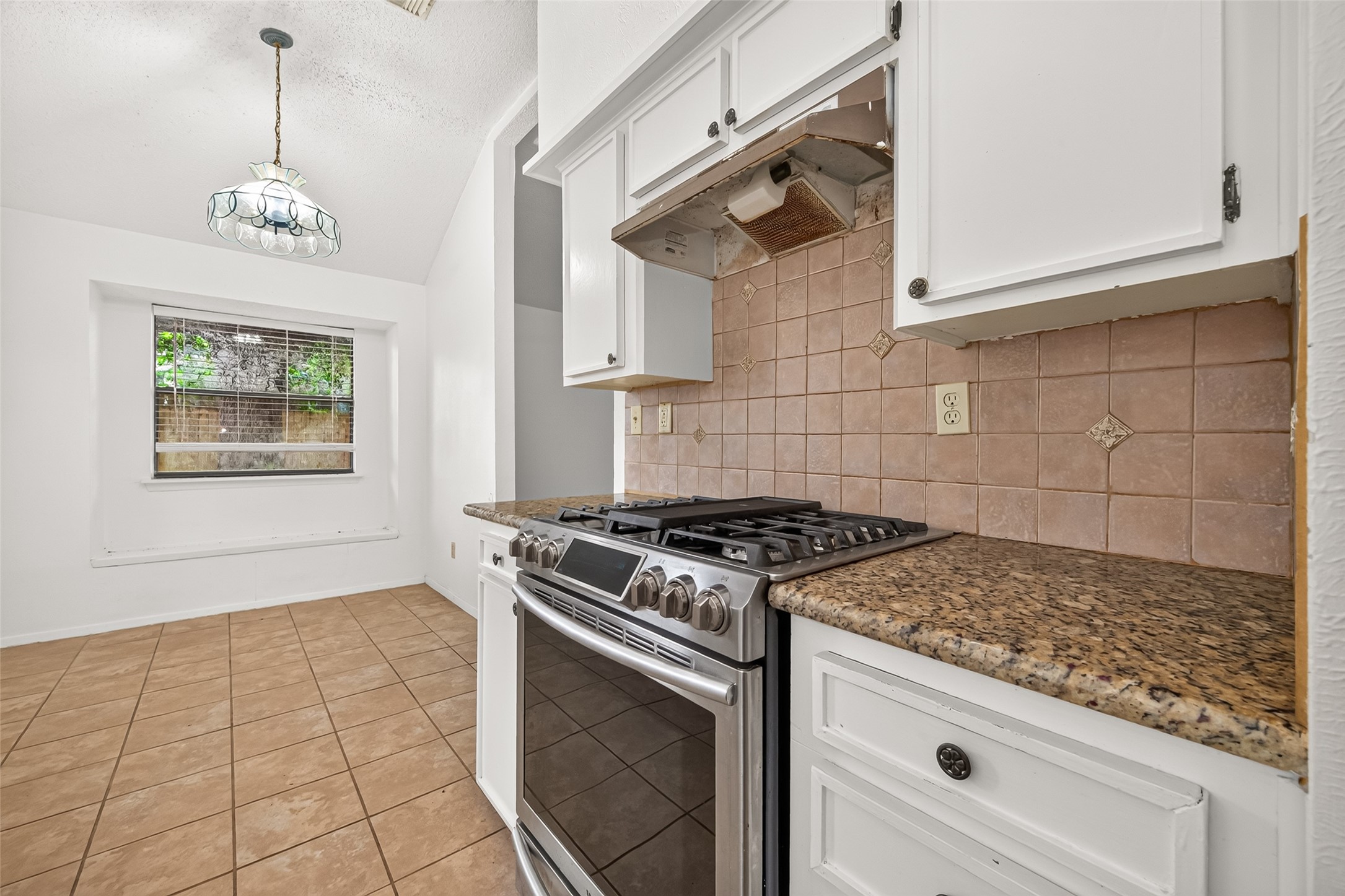 16838 Markridge Drive Property Photo 18