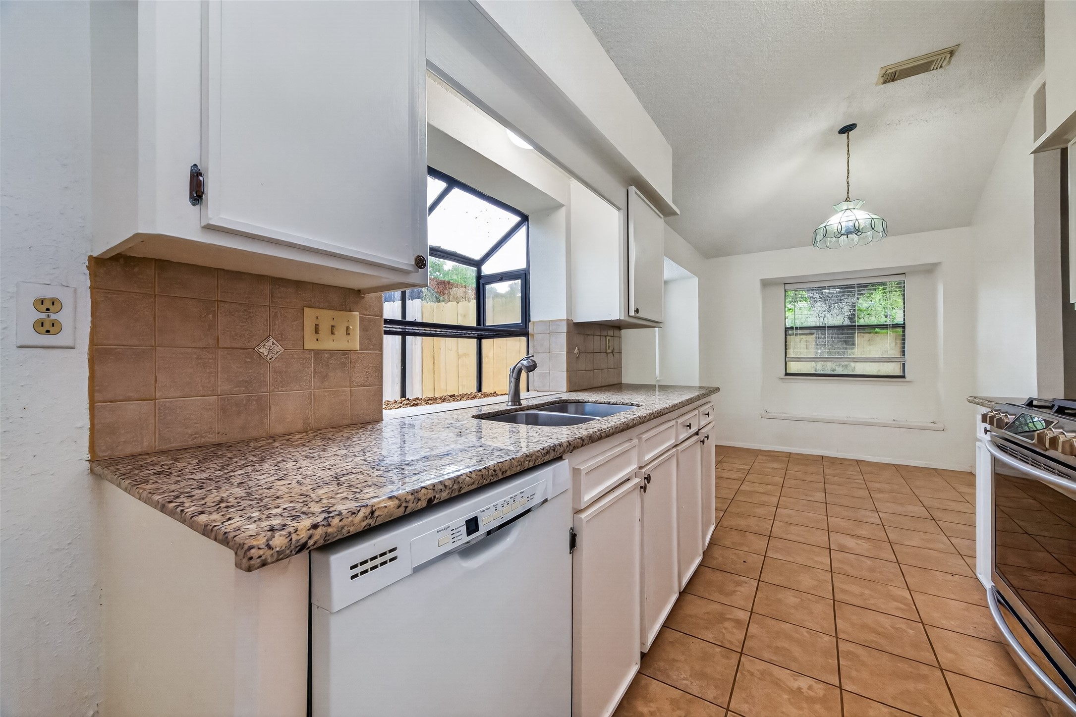 16838 Markridge Drive Property Photo 19
