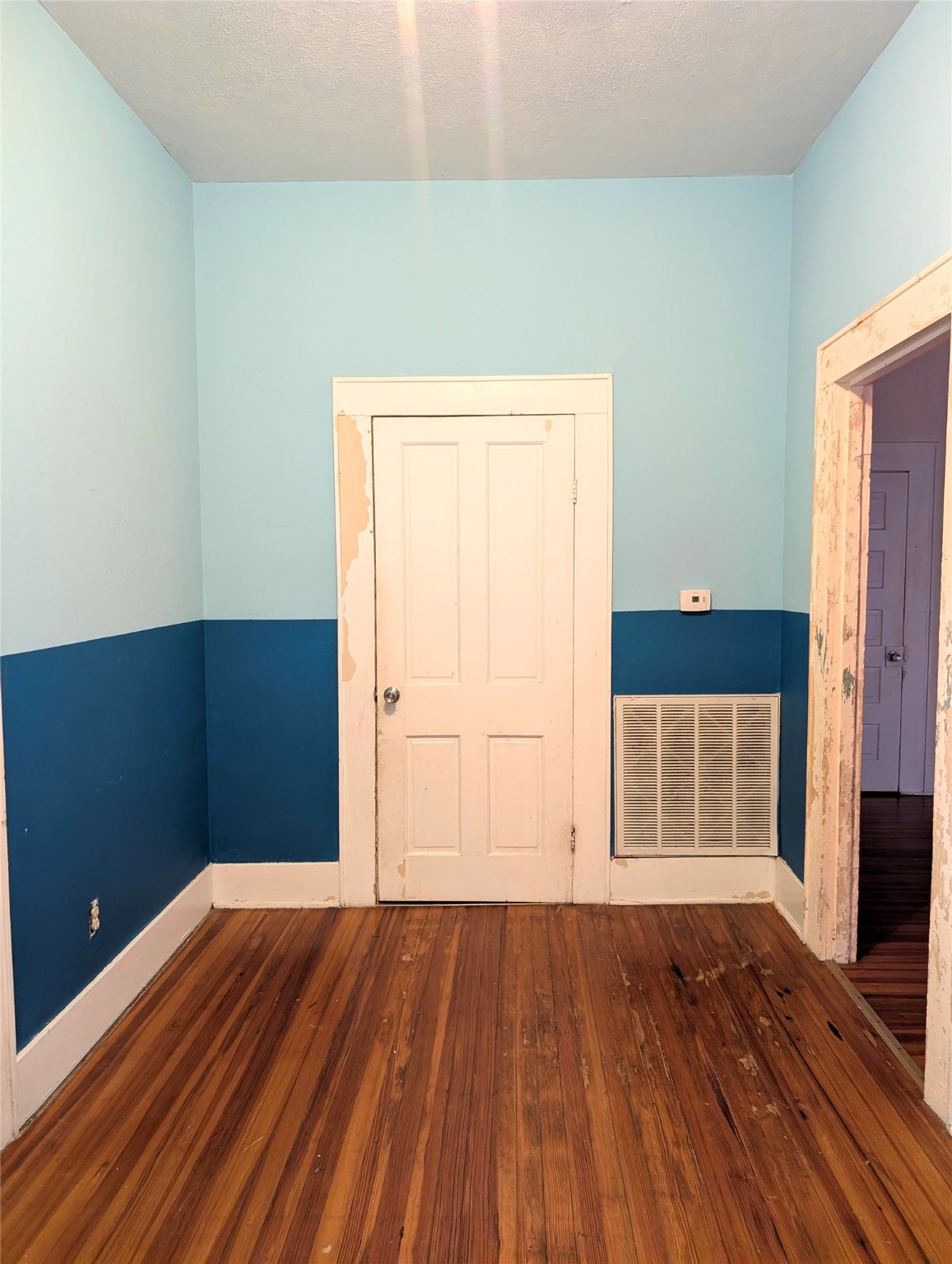 11955 Roark Drive Property Photo 3