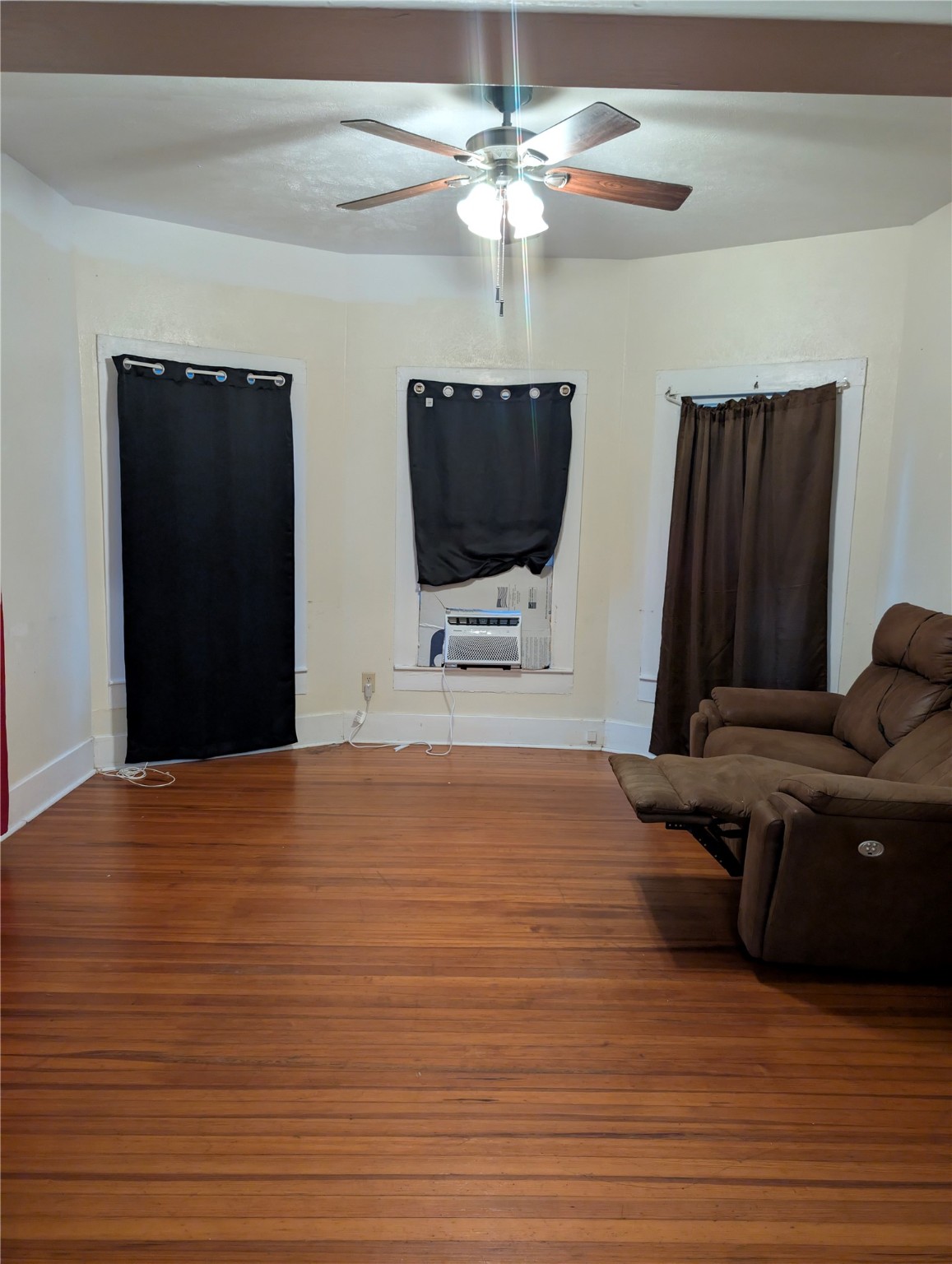 11955 Roark Drive Property Photo 7