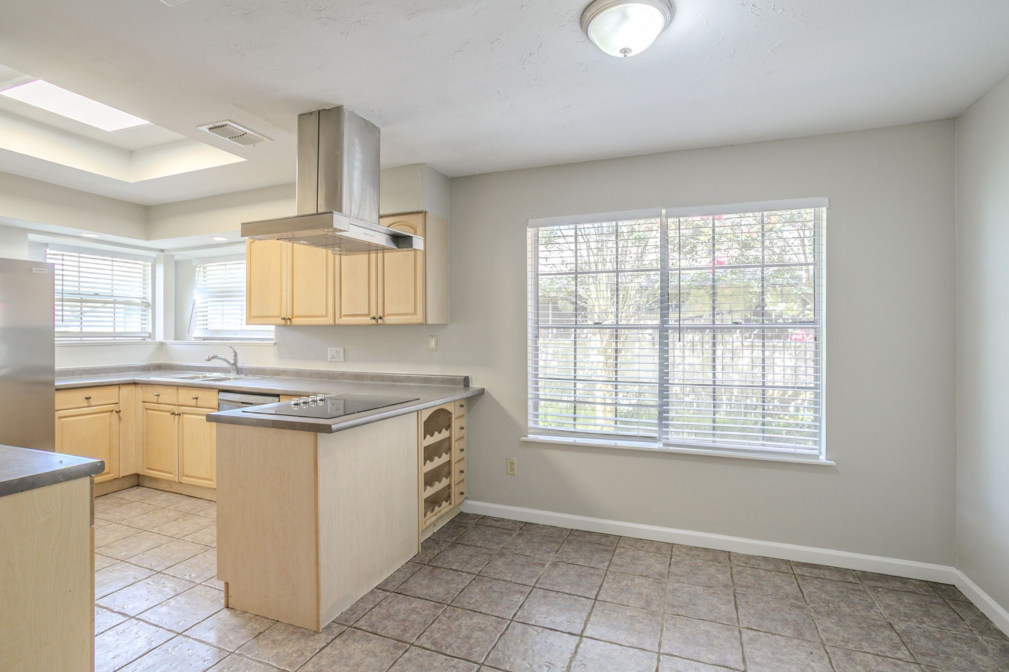 5606 Water Leaf Lane Property Photo 13