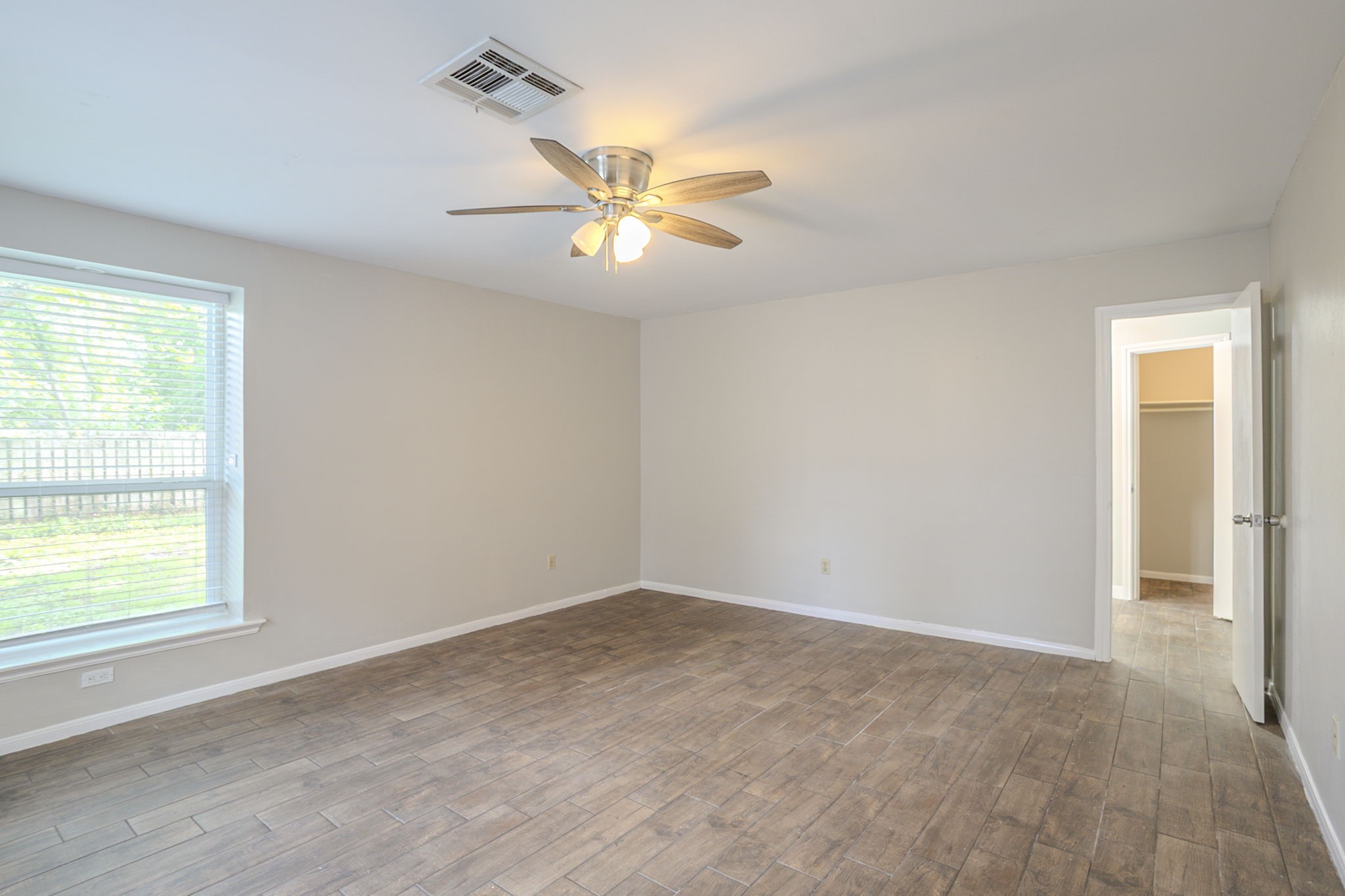 5606 Water Leaf Lane Property Photo 20
