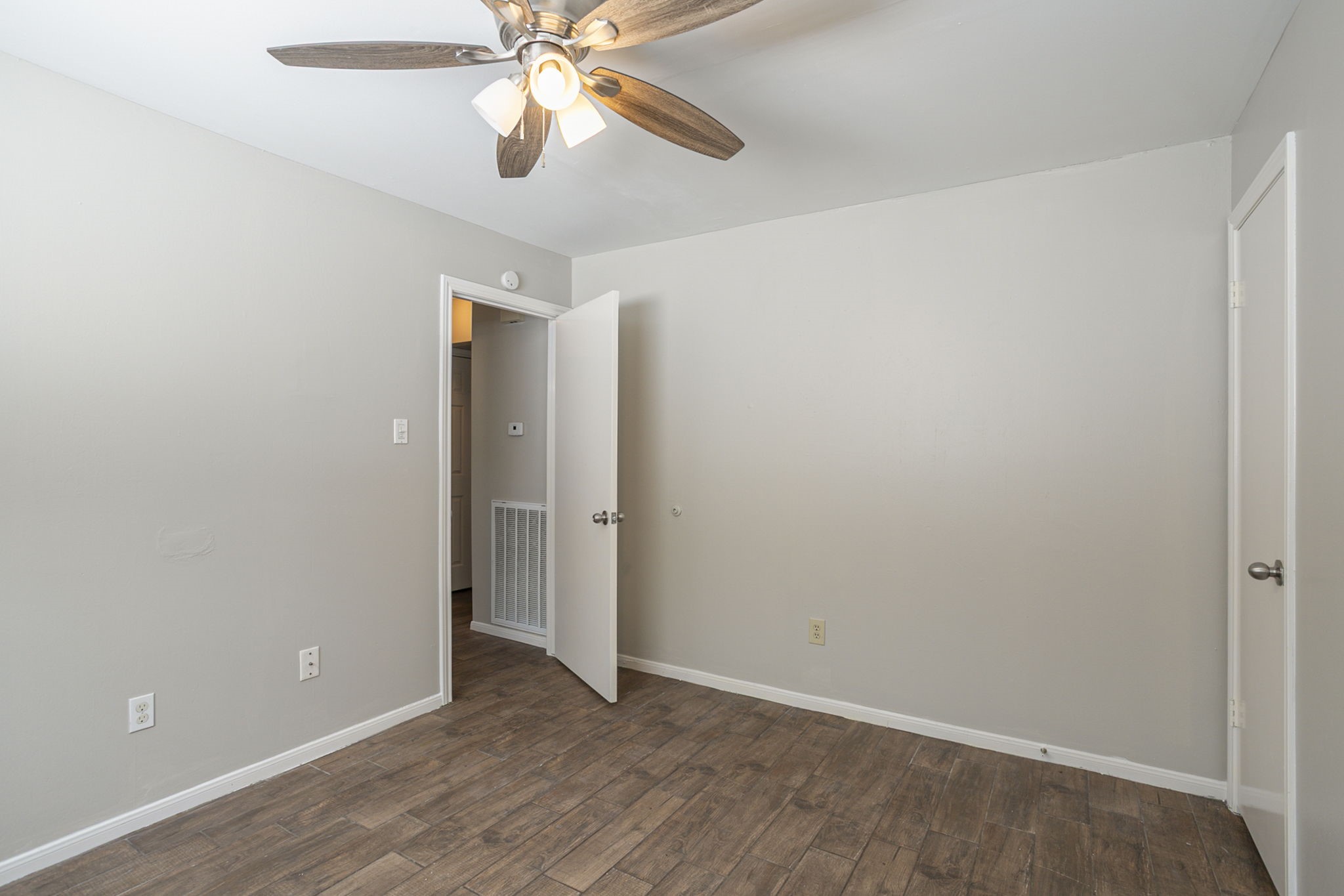 5606 Water Leaf Lane Property Photo 29