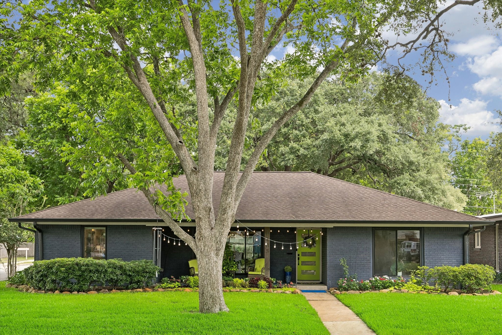 9103 Timberside Drive Property Photo 1