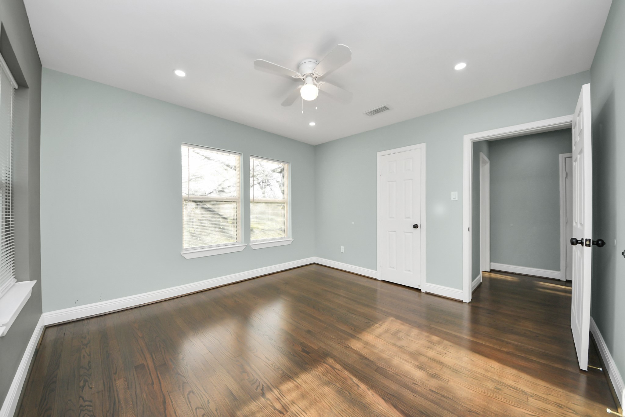 7135 Cayton Street Property Photo 13