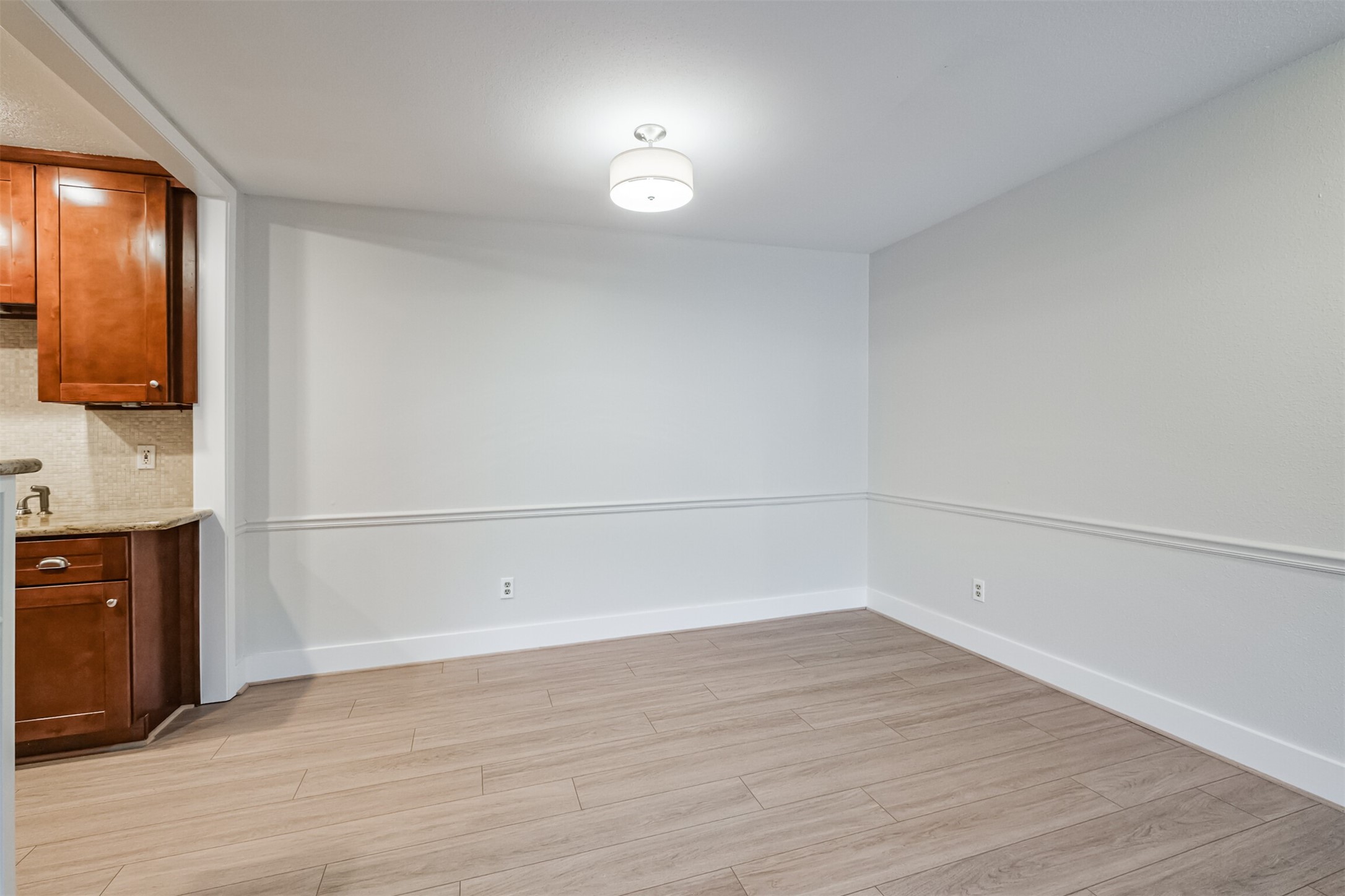 7575 Katy Freeway 143 Property Photo 7