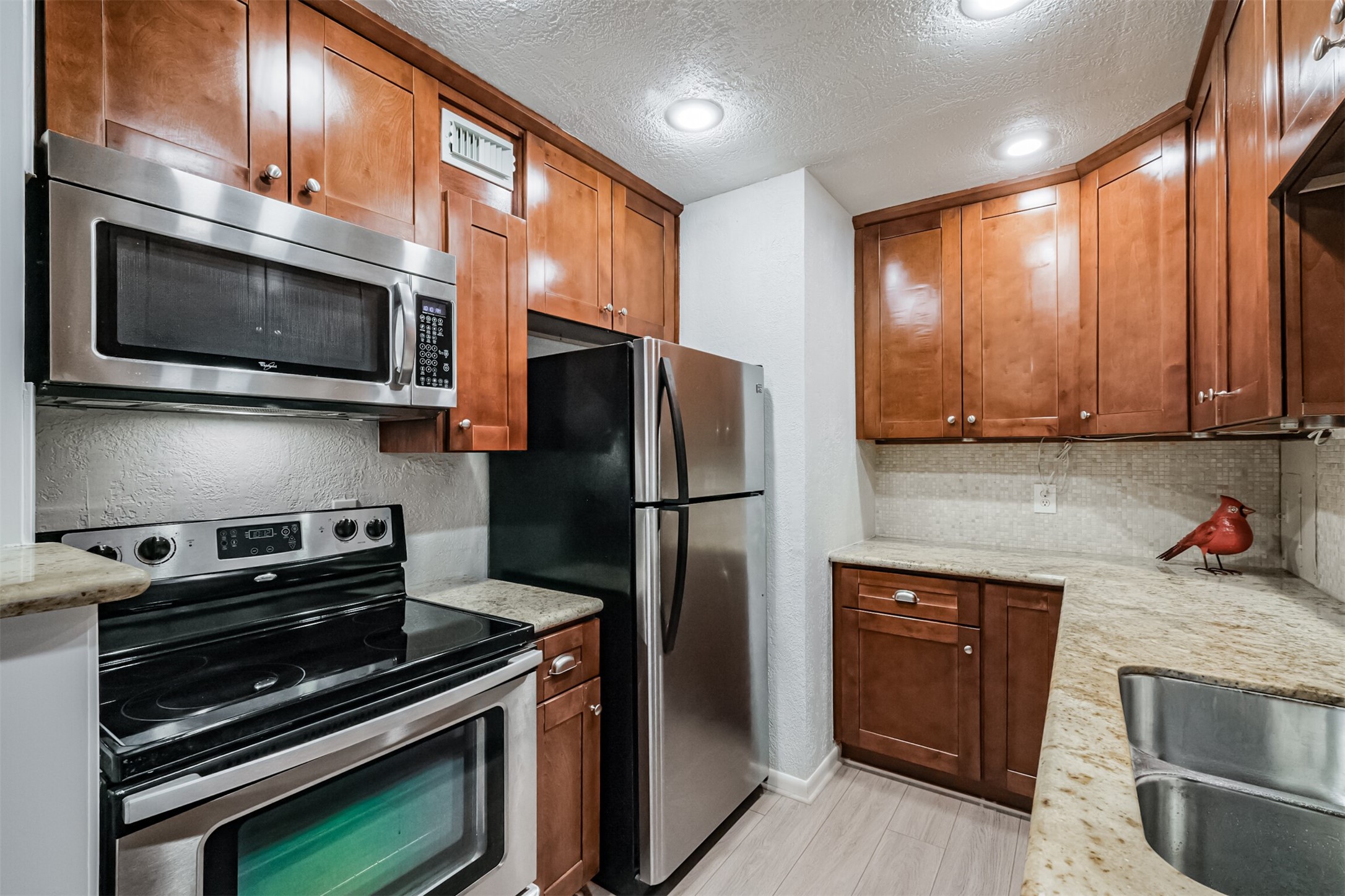 7575 Katy Freeway 143 Property Photo 9