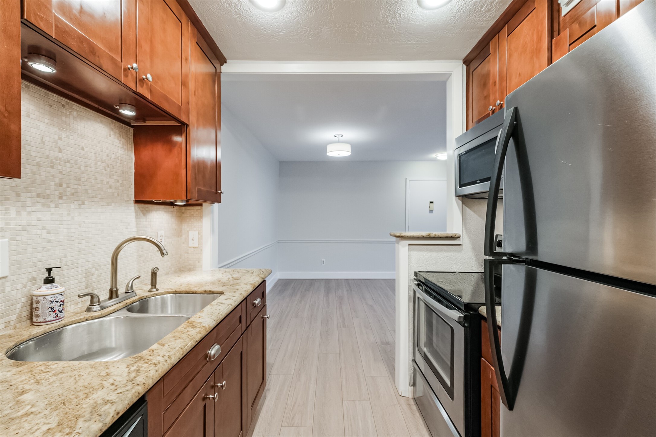 7575 Katy Freeway 143 Property Photo 11