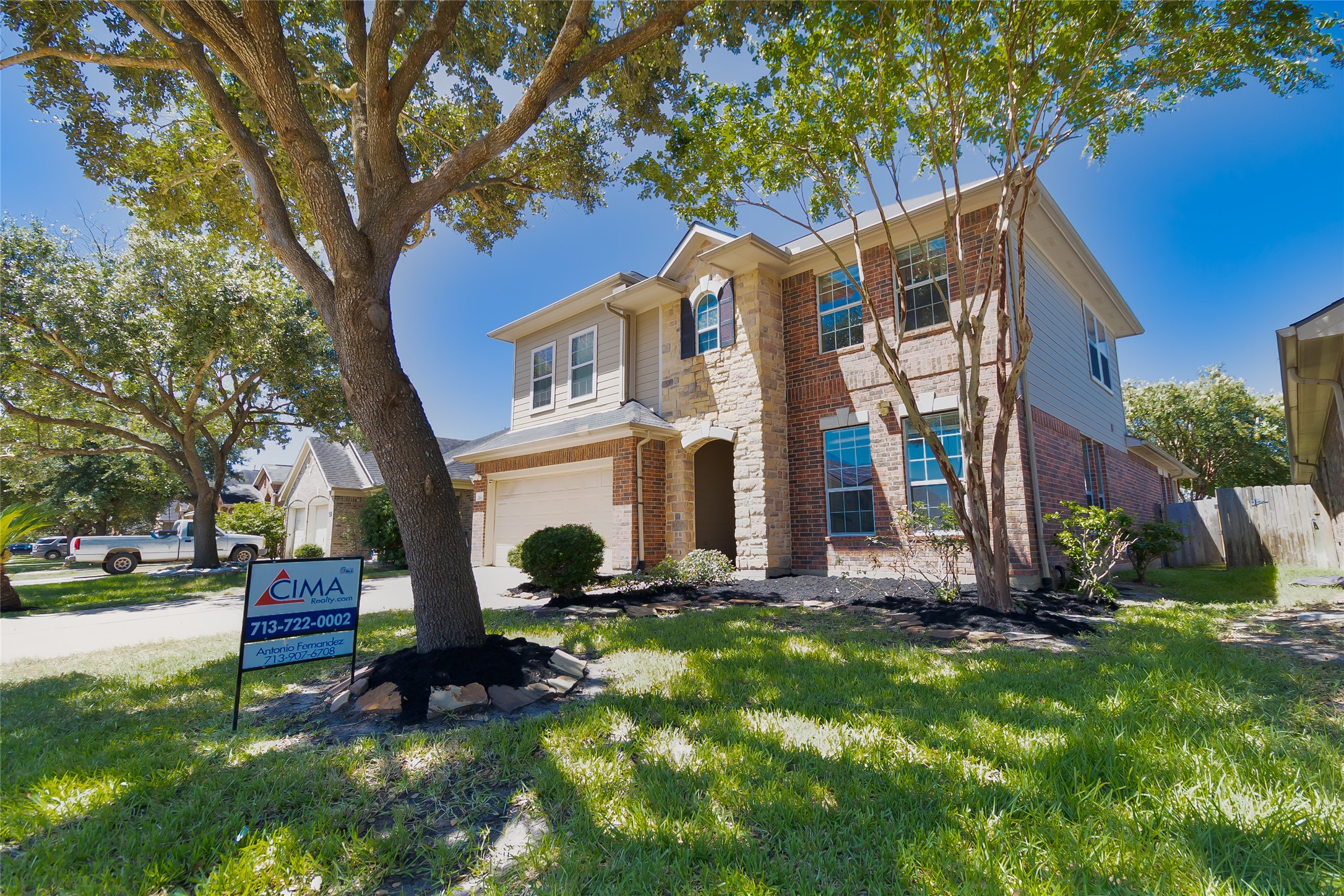 2843 Lakecrest Forest Drive Property Photo 1