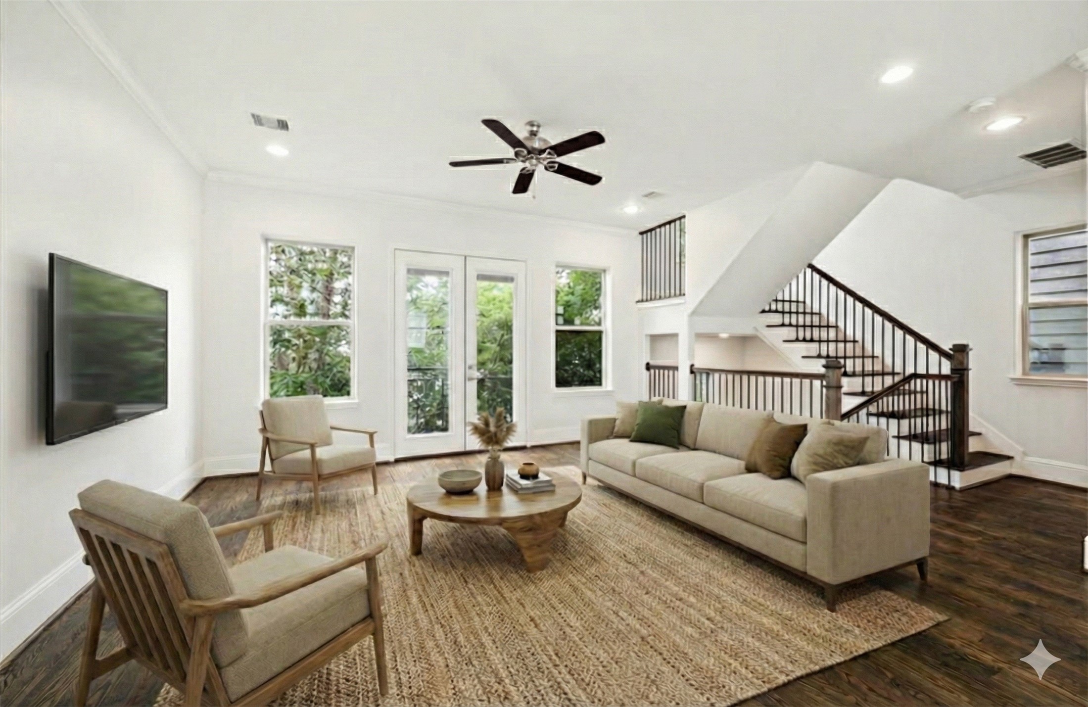 1230 W 25th Street C Property Photo 3