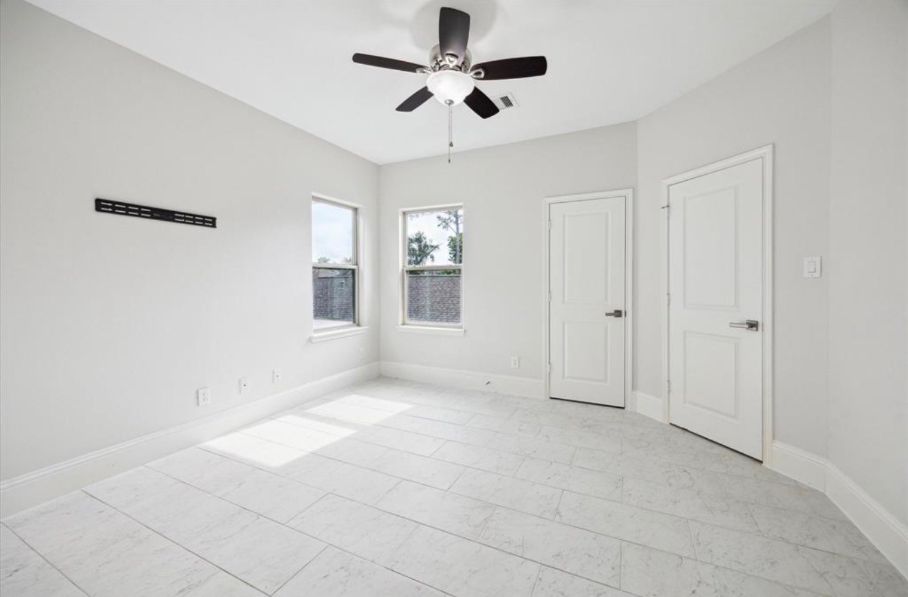 1230 W 25th Street C Property Photo 19