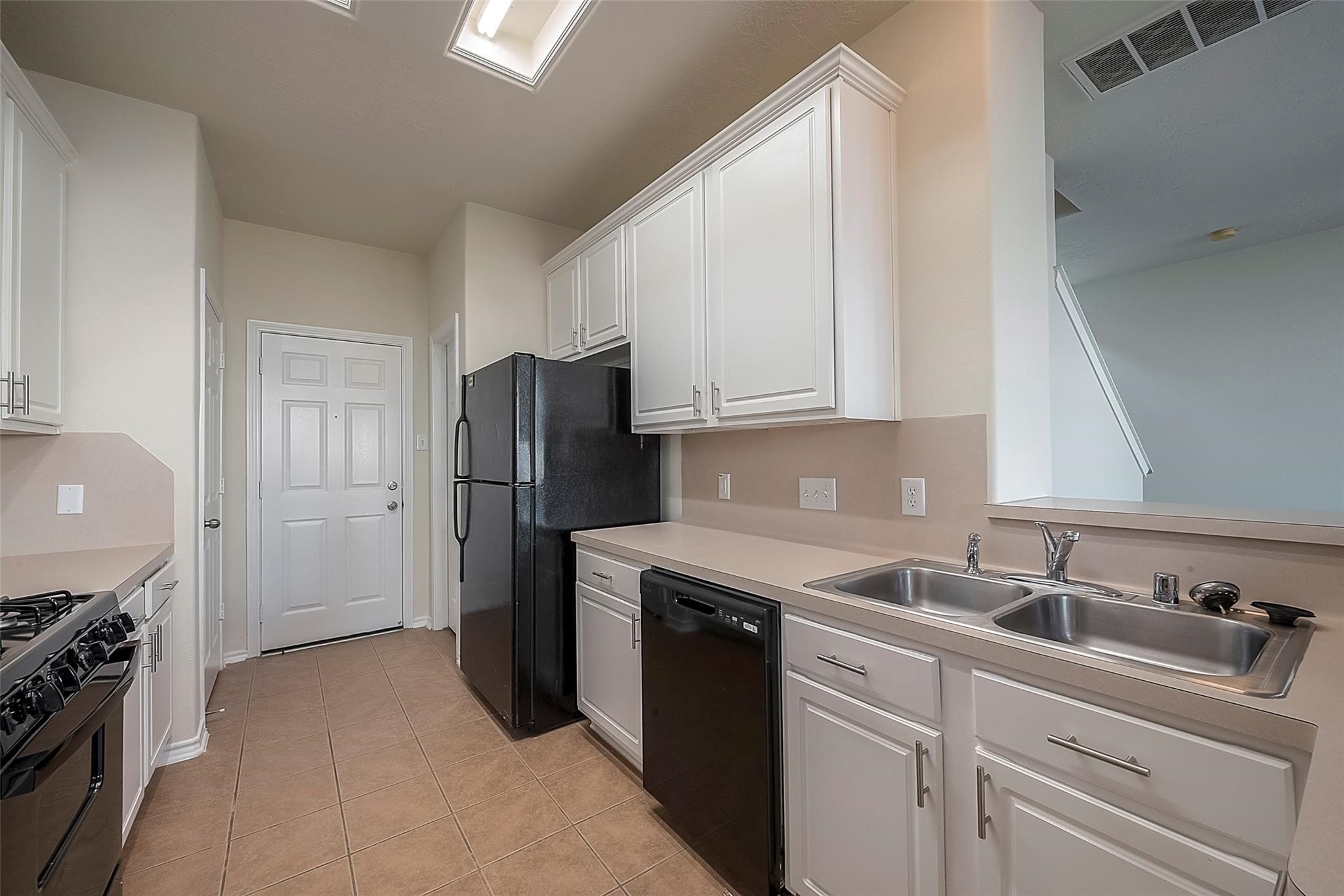 14330 Fairbuff Lane Property Photo 14