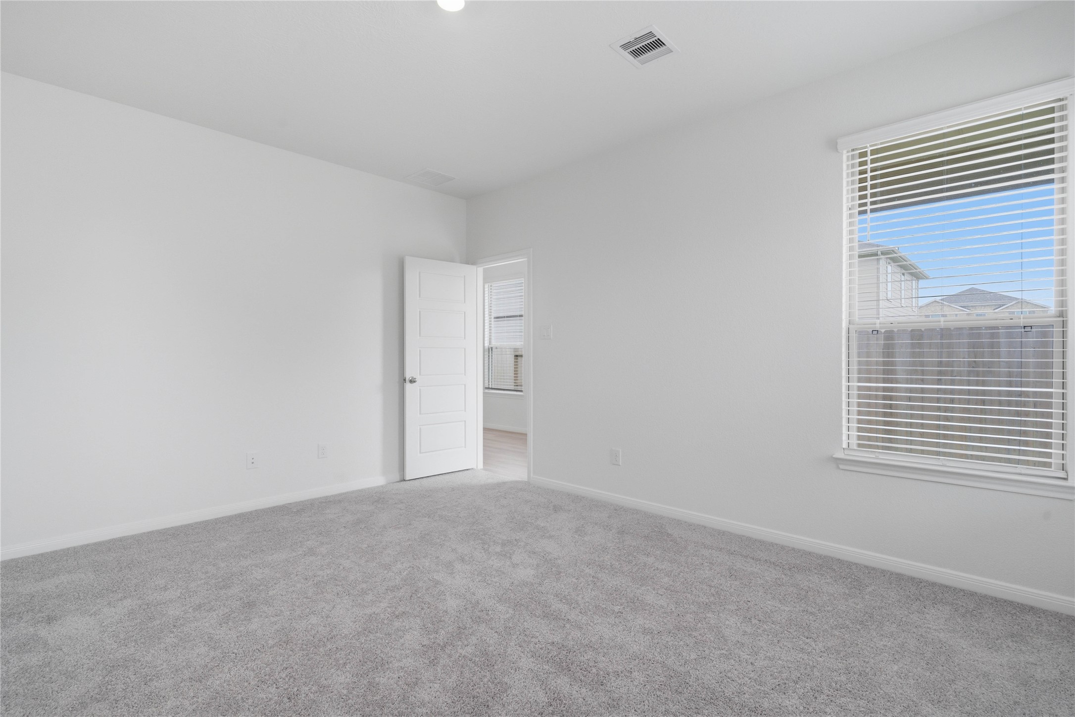 1526 Valley Creek Drive Property Photo 17