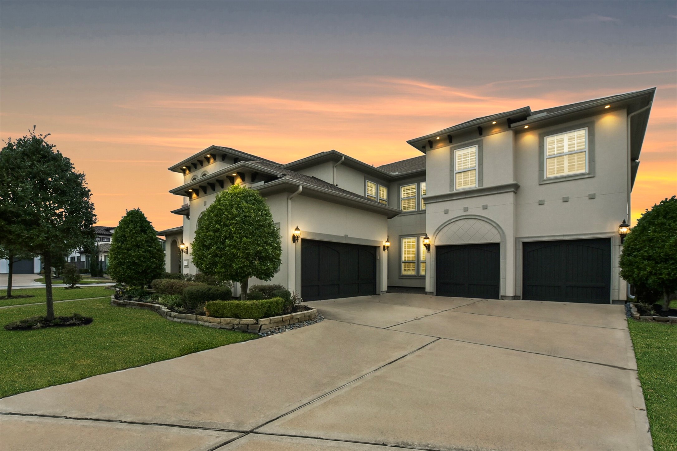 2810 Chester Knoll Court Property Photo 3